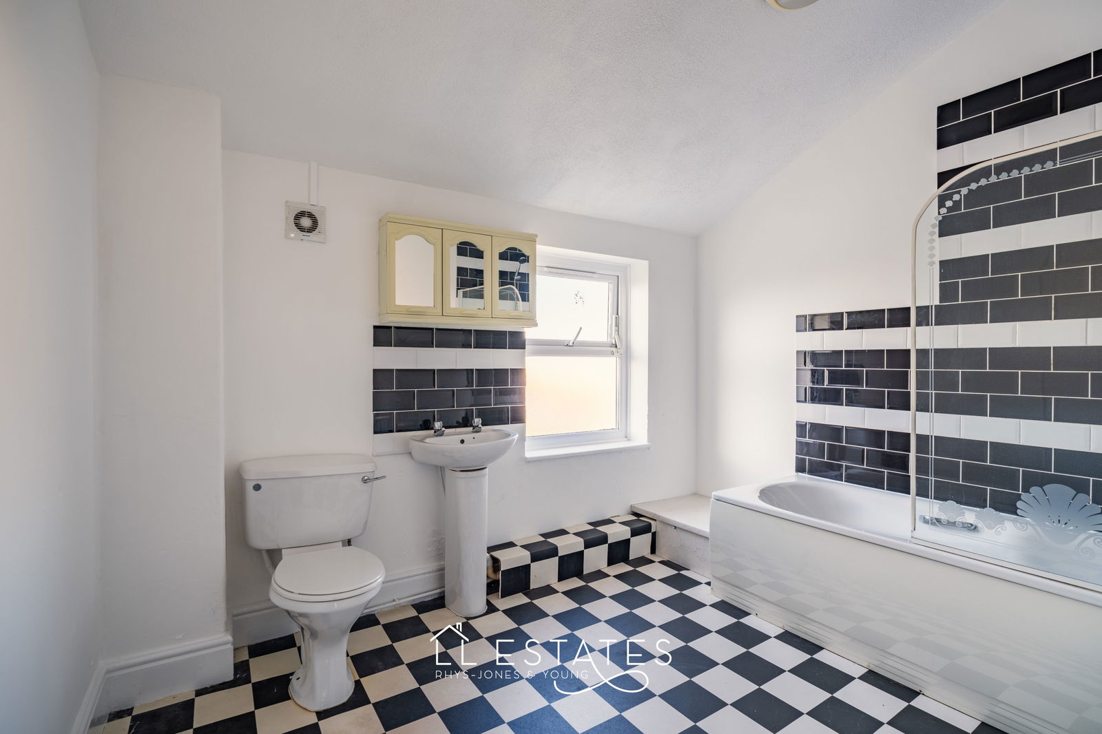 3 bed terraced house for sale in Millbank Road, Rhyl  - Property Image 7