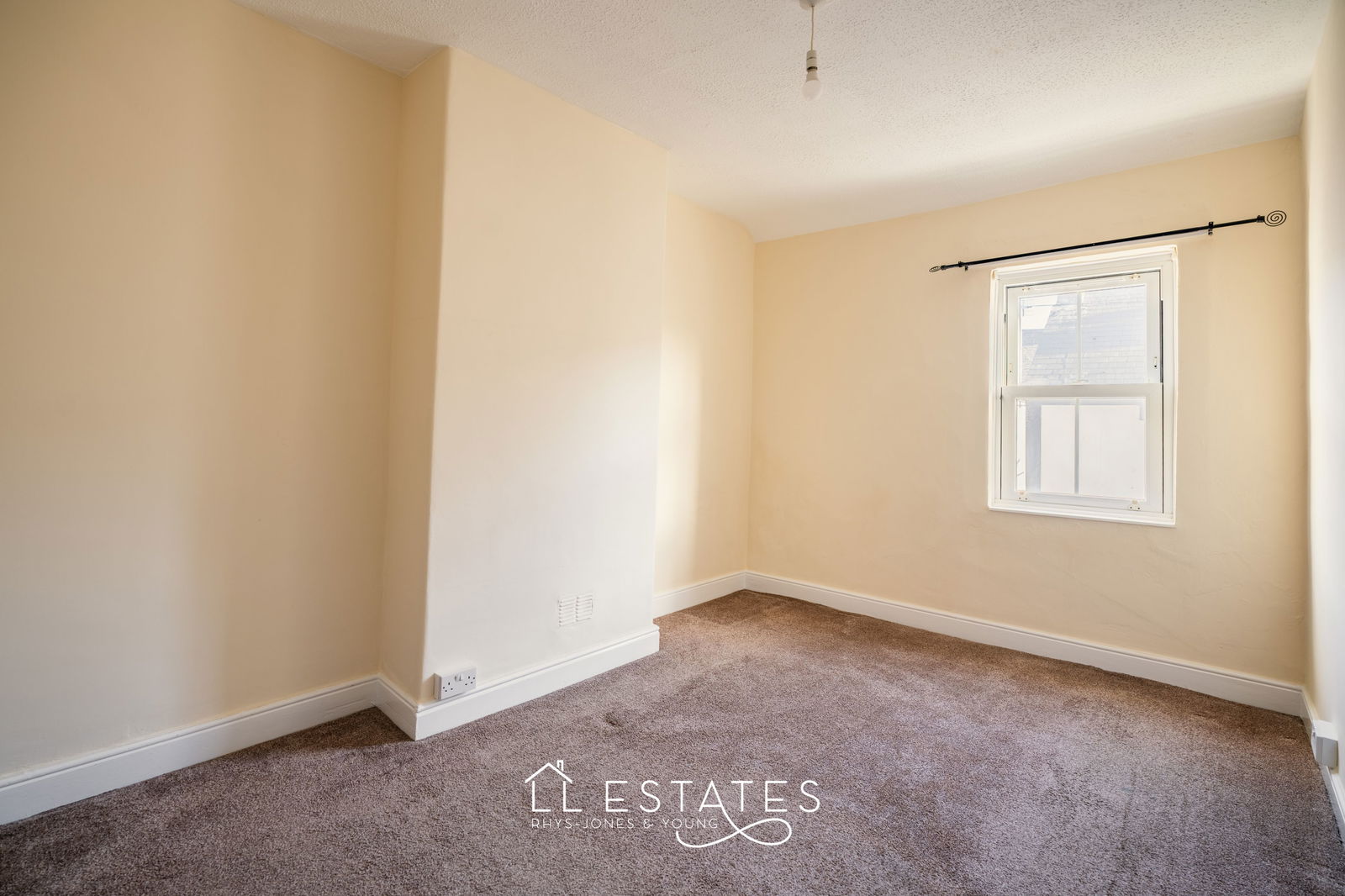 3 bed terraced house for sale in Millbank Road, Rhyl  - Property Image 9