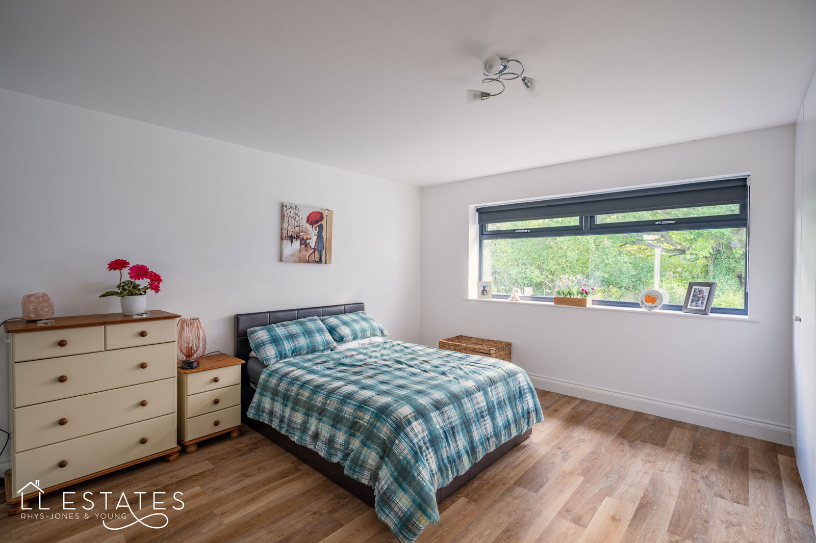 4 bed bungalow for sale in Mount Road, St. Asaph  - Property Image 11