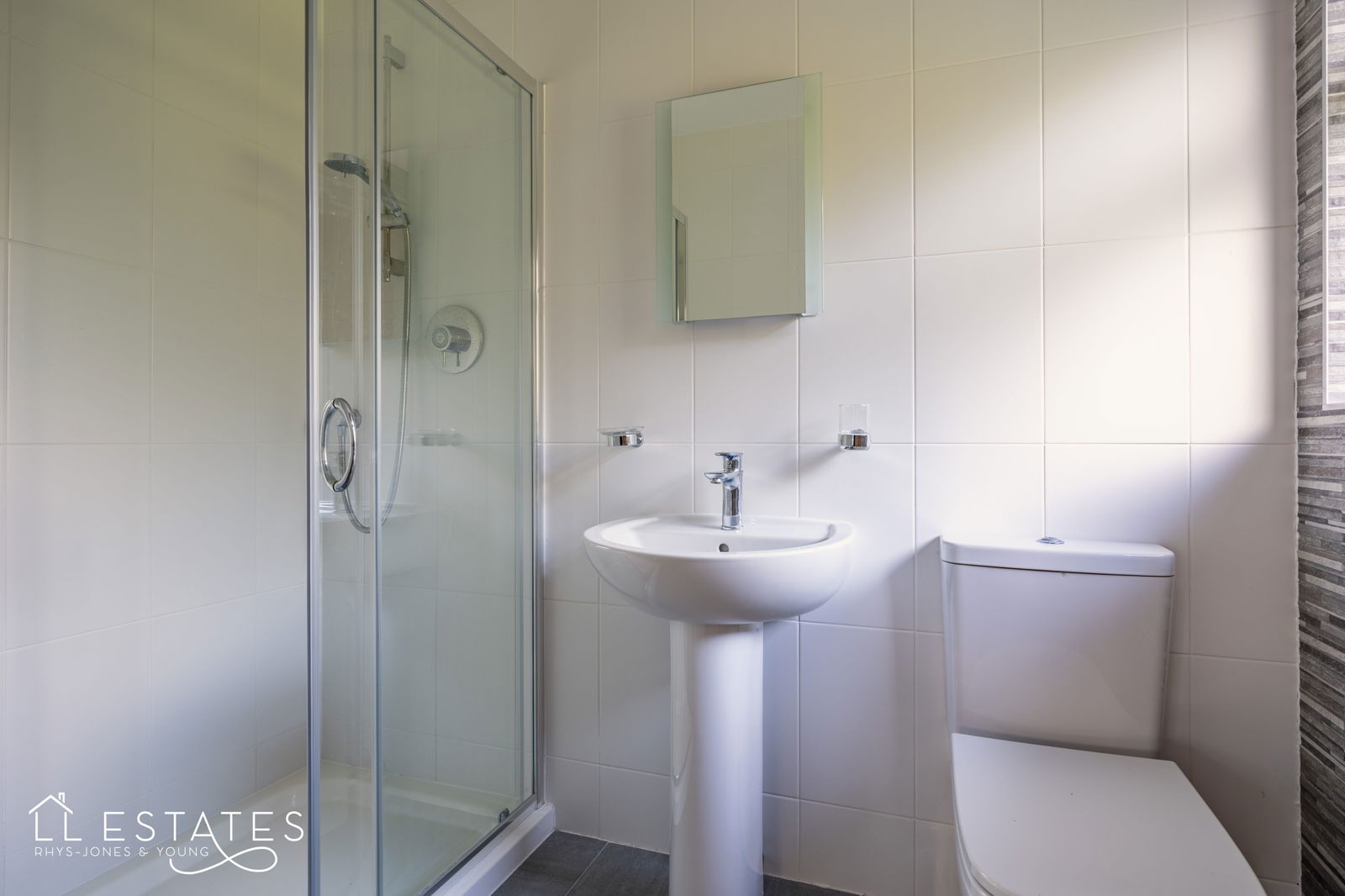 4 bed bungalow for sale in Mount Road, St. Asaph  - Property Image 12