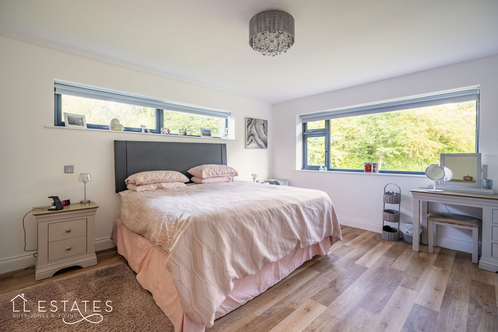4 bed bungalow for sale in Mount Road, St. Asaph  - Property Image 9