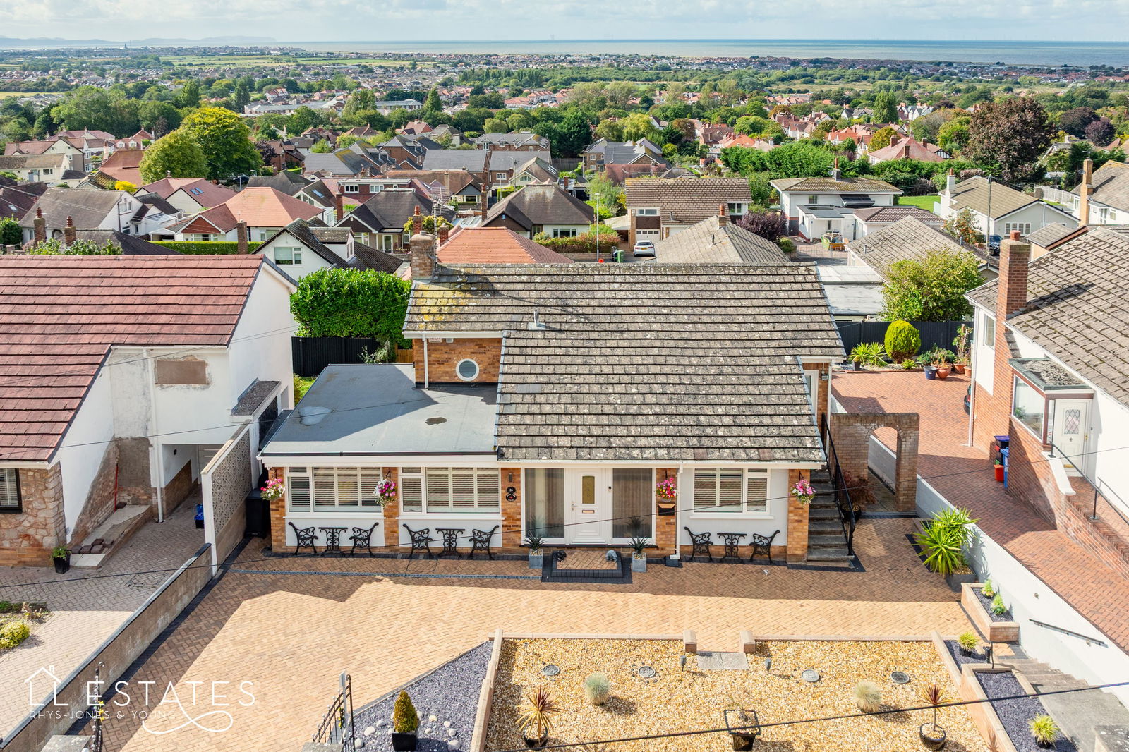 3 bed detached house for sale in Orme View Drive, Prestatyn  - Property Image 3