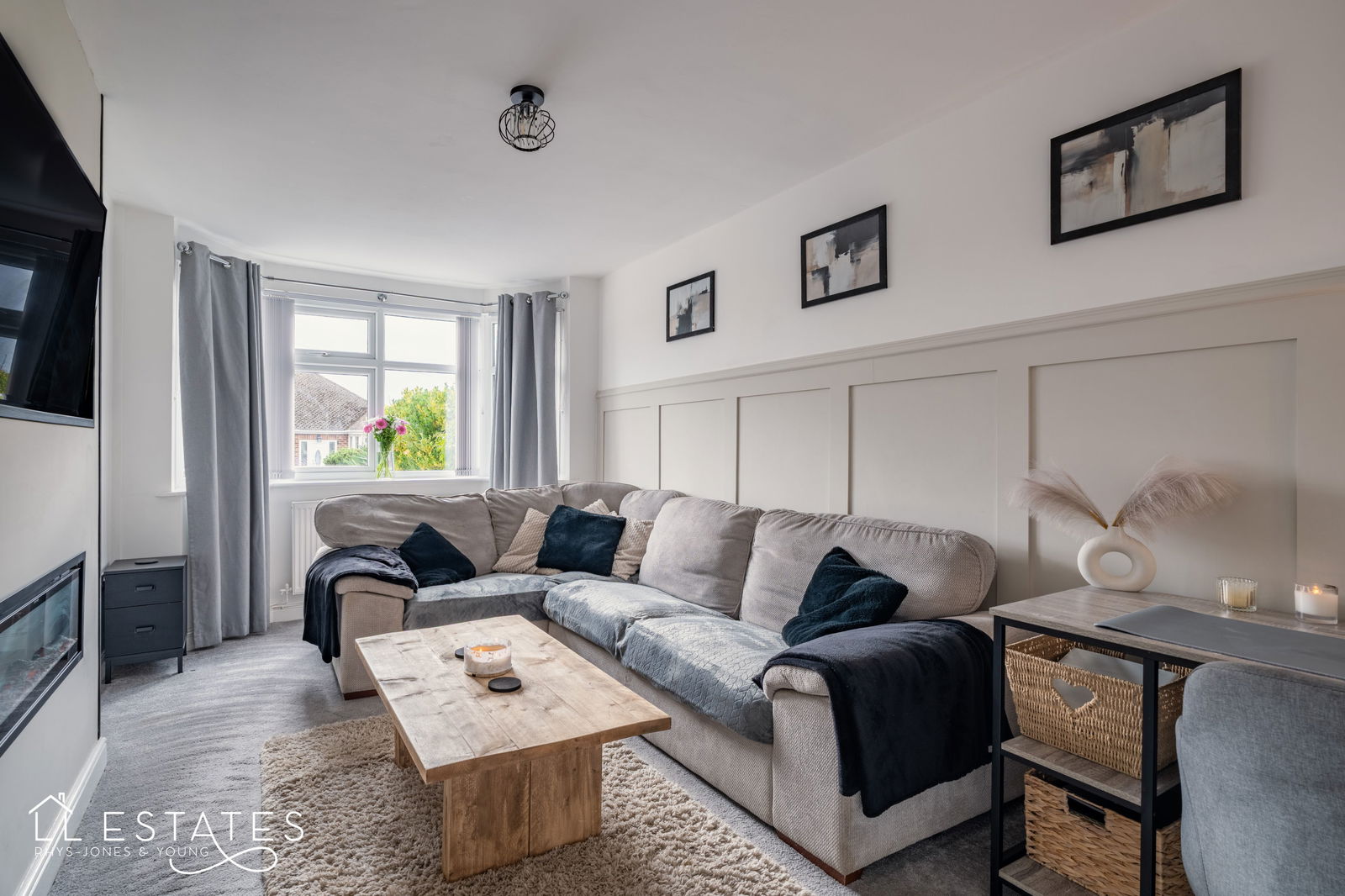 2 bed bungalow for sale in Gillian Drive, Rhyl  - Property Image 2