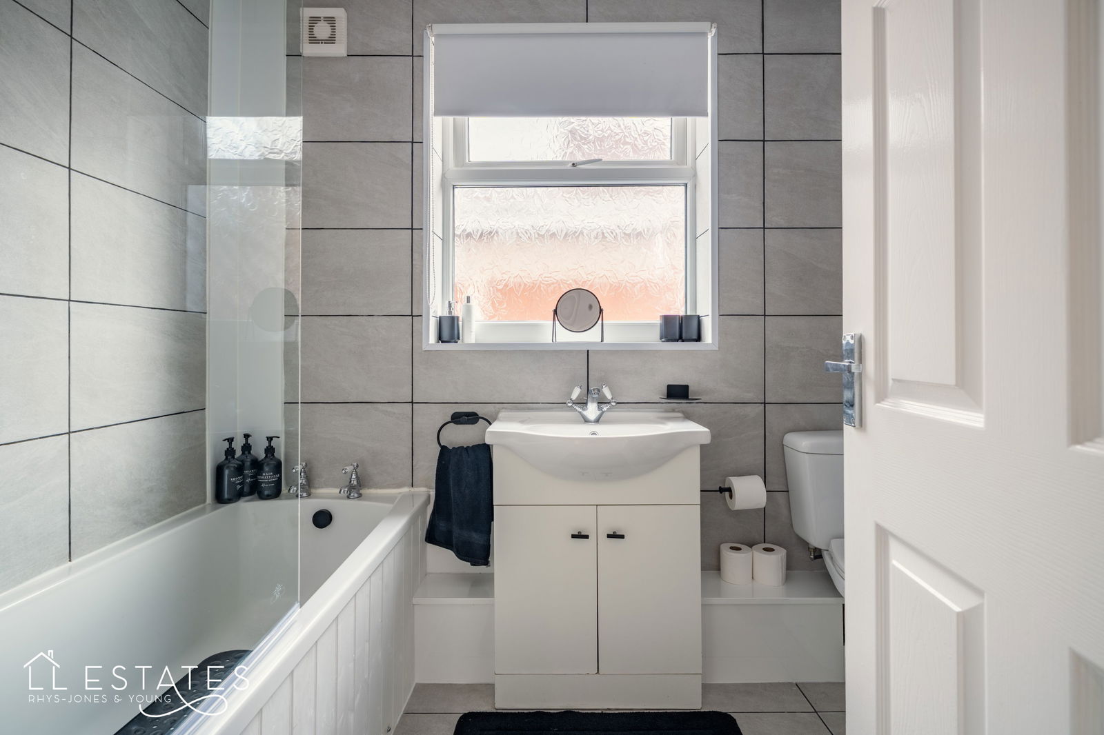 2 bed bungalow for sale in Gillian Drive, Rhyl 9