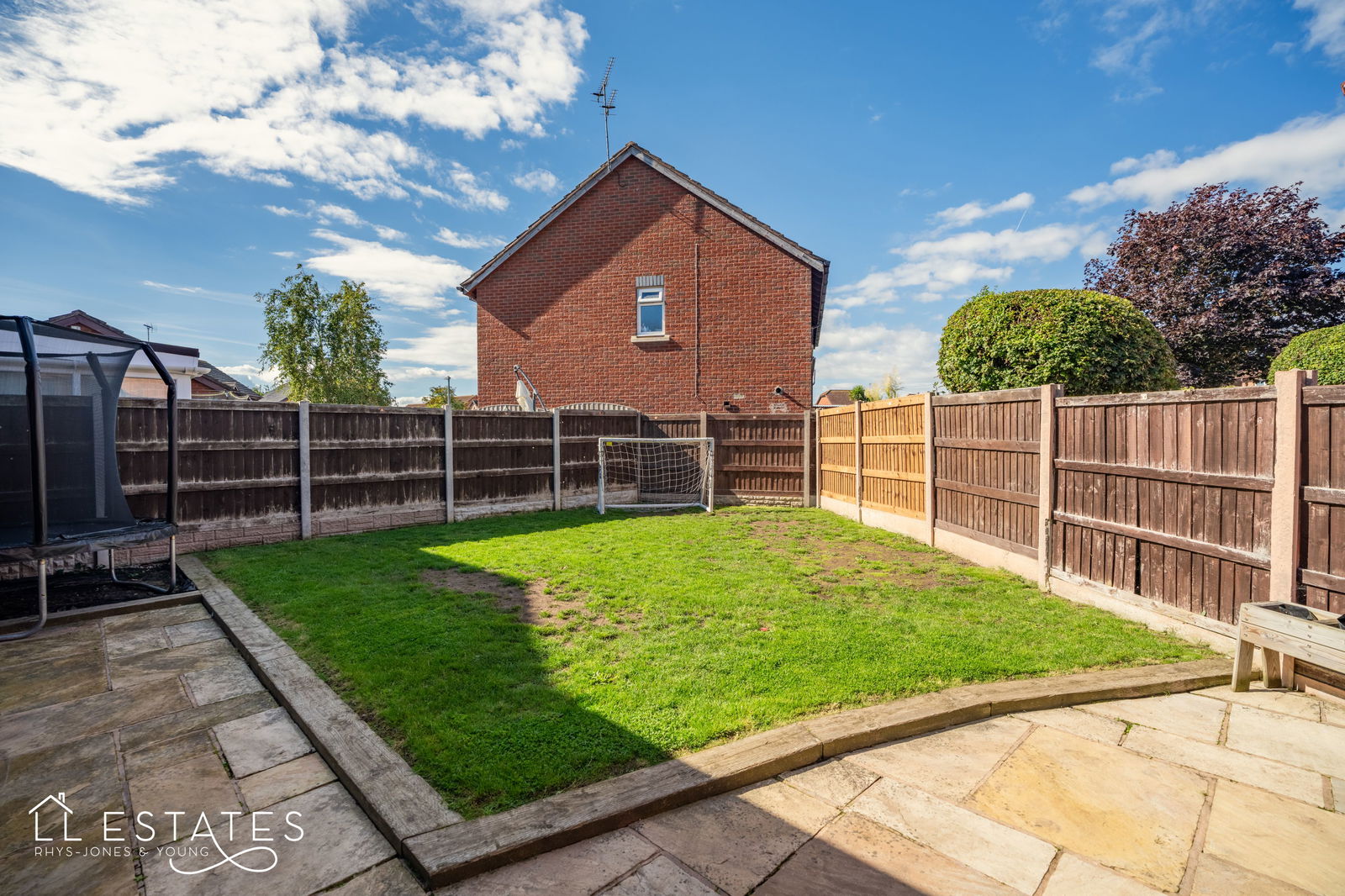3 bed detached house for sale in Roseview Crescent, Kinmel Bay  - Property Image 2