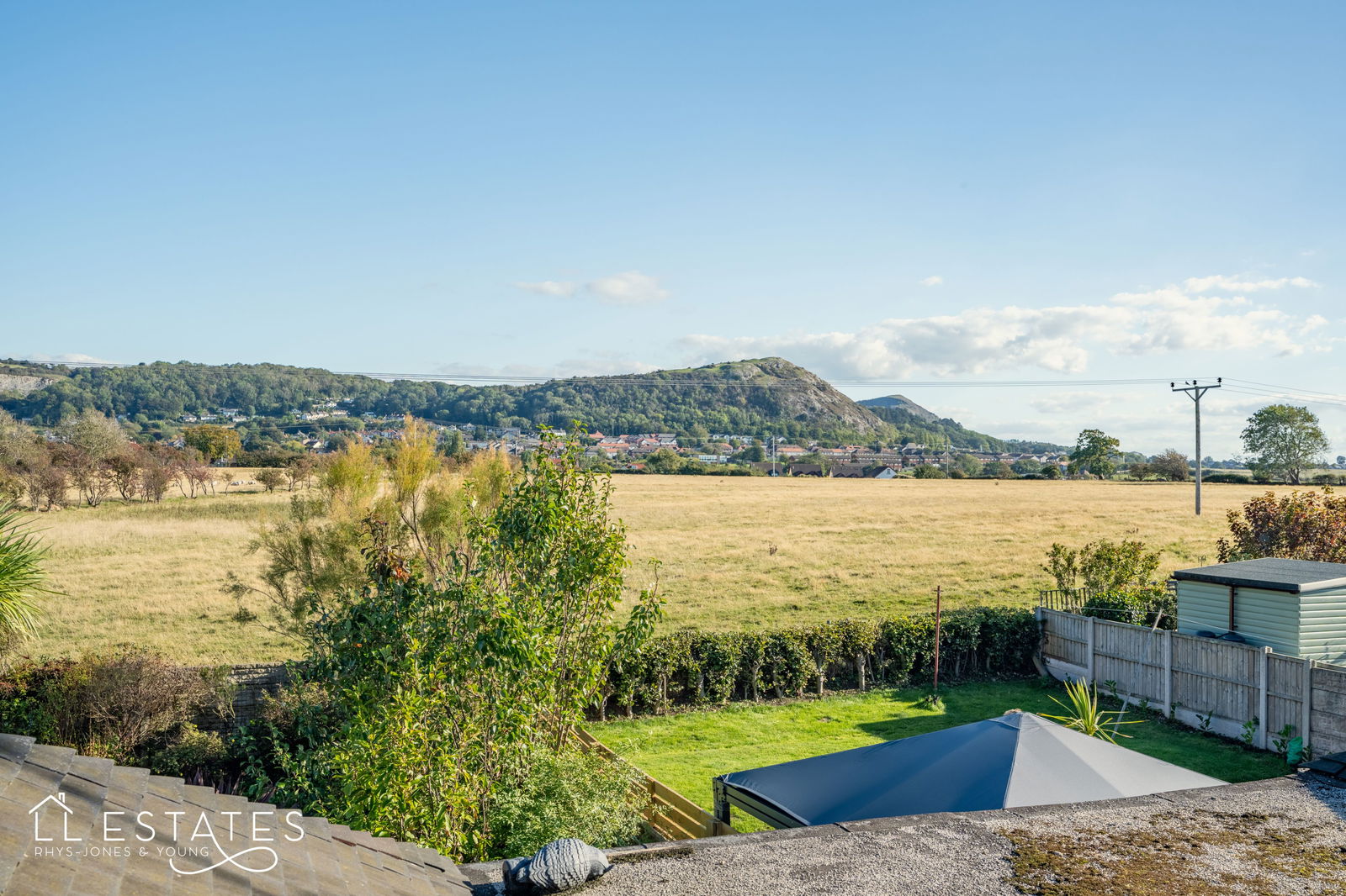 3 bed semi-detached bungalow for sale in Ffordd Ffynnon, Prestatyn  - Property Image 2