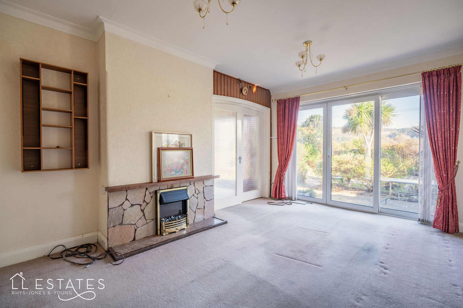 3 bed semi-detached bungalow for sale in Ffordd Ffynnon, Prestatyn  - Property Image 6