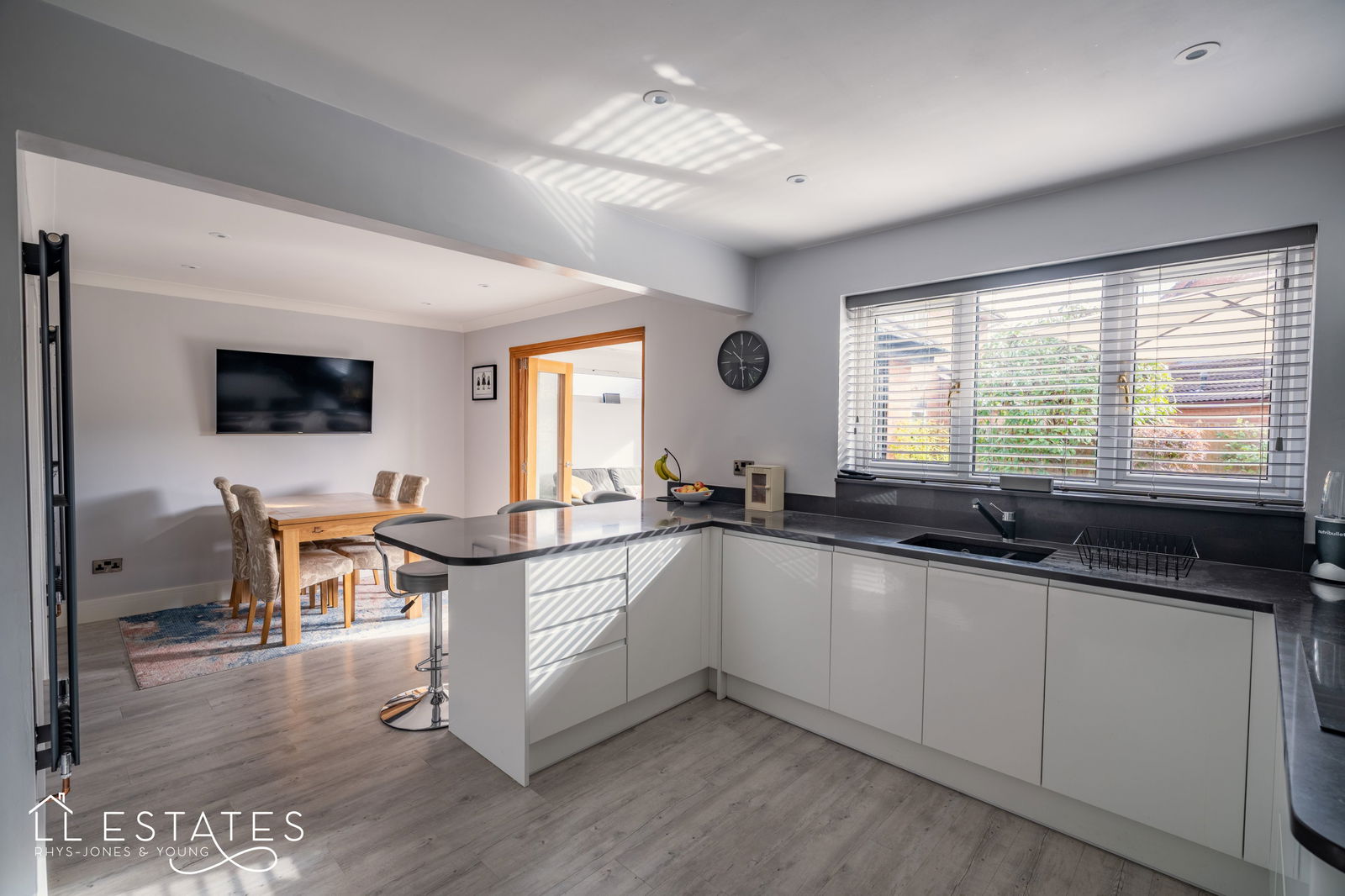 4 bed detached house for sale in Ffordd Ffynnon, Rhyl 4