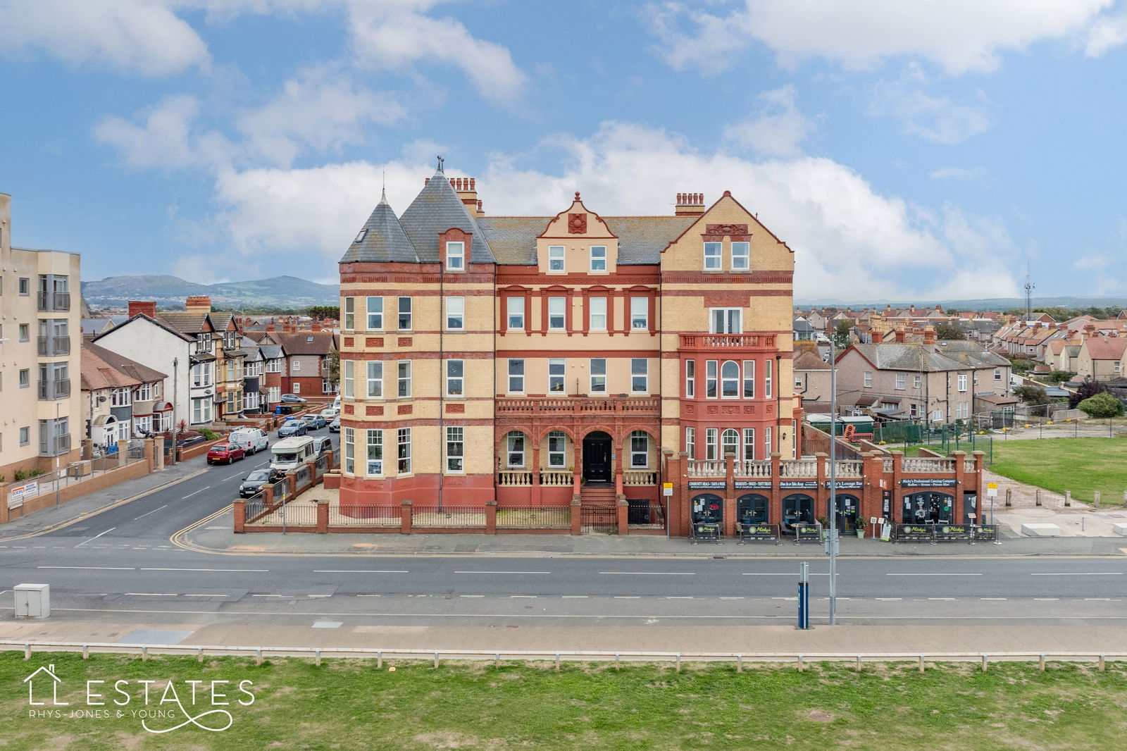 2 bed ground floor flat for sale in West Parade, Rhyl, LL18