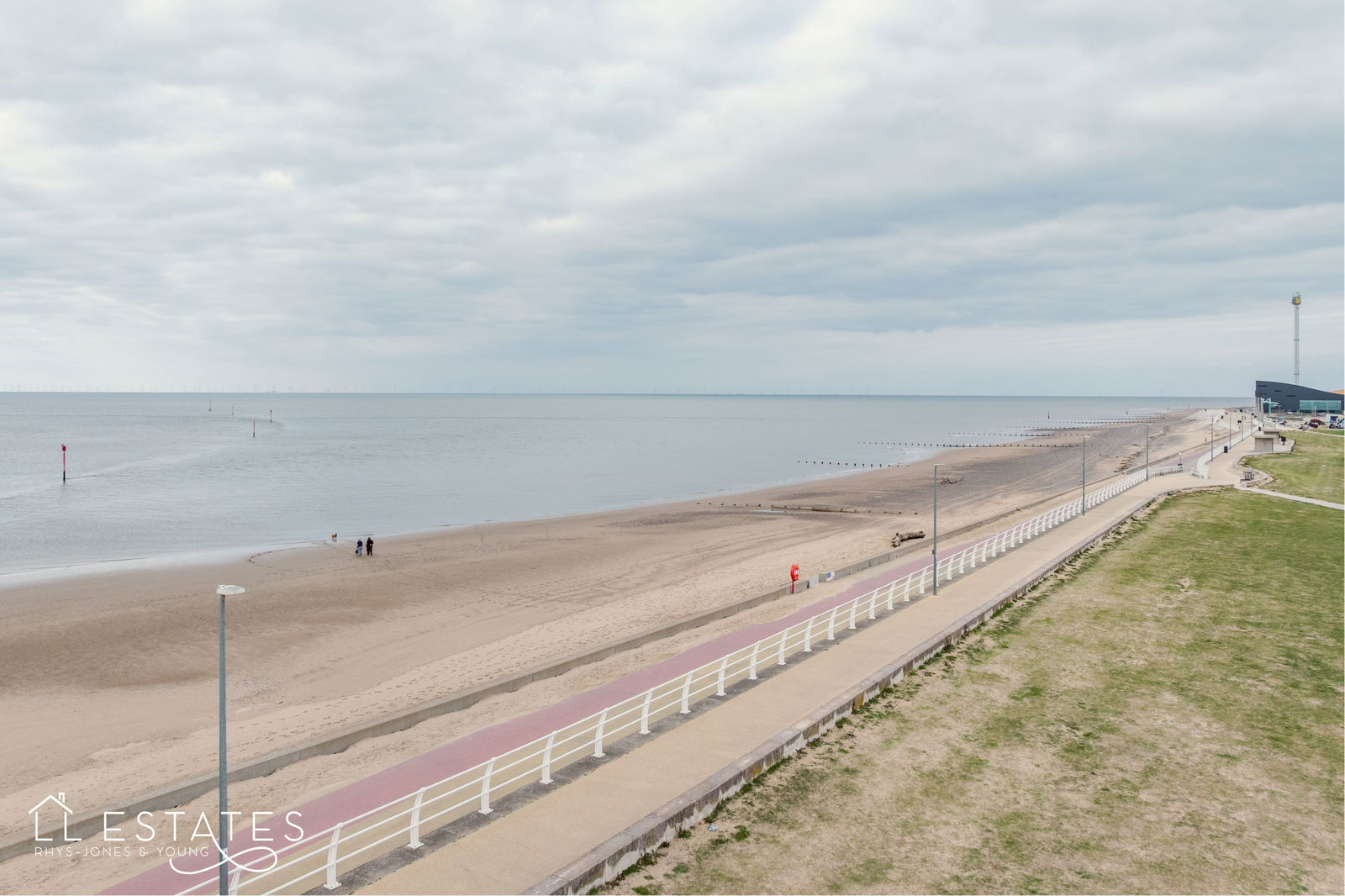 2 bed ground floor flat for sale in West Parade, Rhyl  - Property Image 10