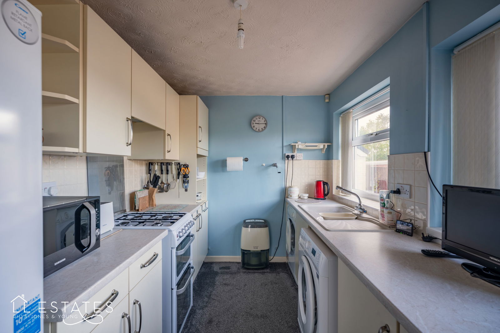 2 bed semi-detached bungalow for sale in Archers Green, Prestatyn 1