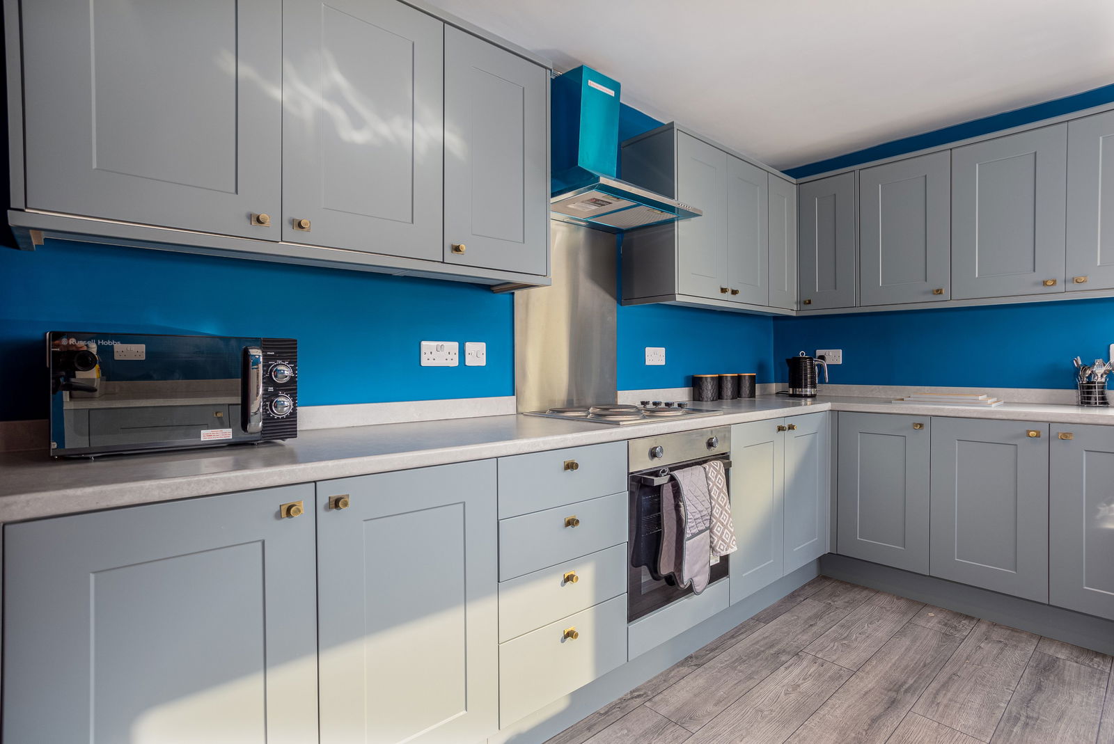 8 bed terraced house for sale in Deganwy Avenue, Llandudno  - Property Image 6