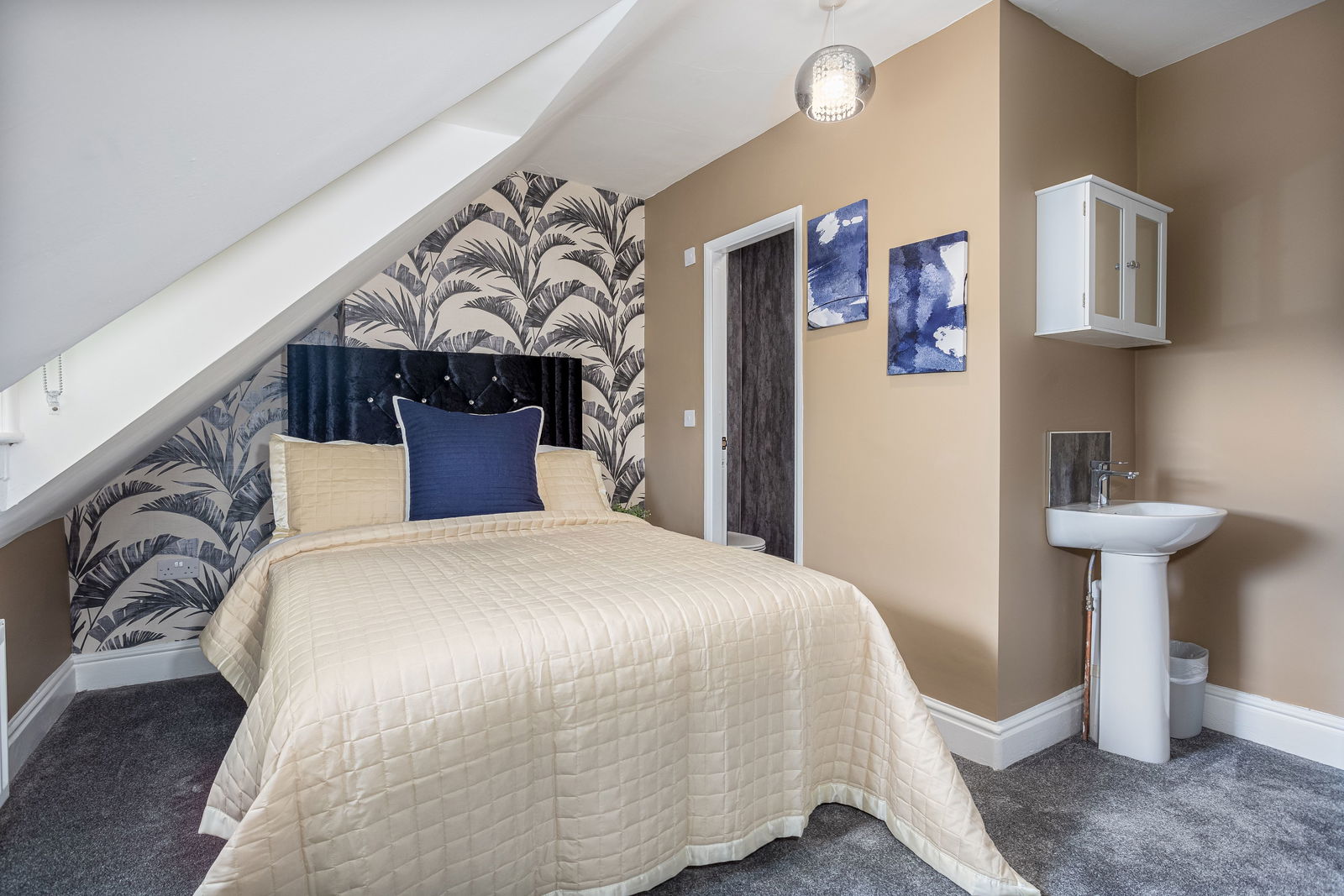 8 bed terraced house for sale in Deganwy Avenue, Llandudno 27