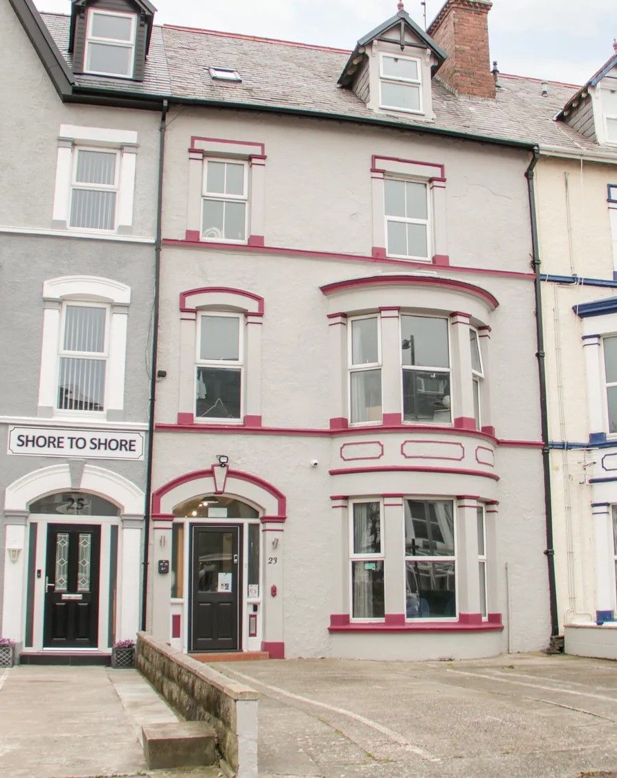 8 bed terraced house for sale in Deganwy Avenue, Llandudno, LL30