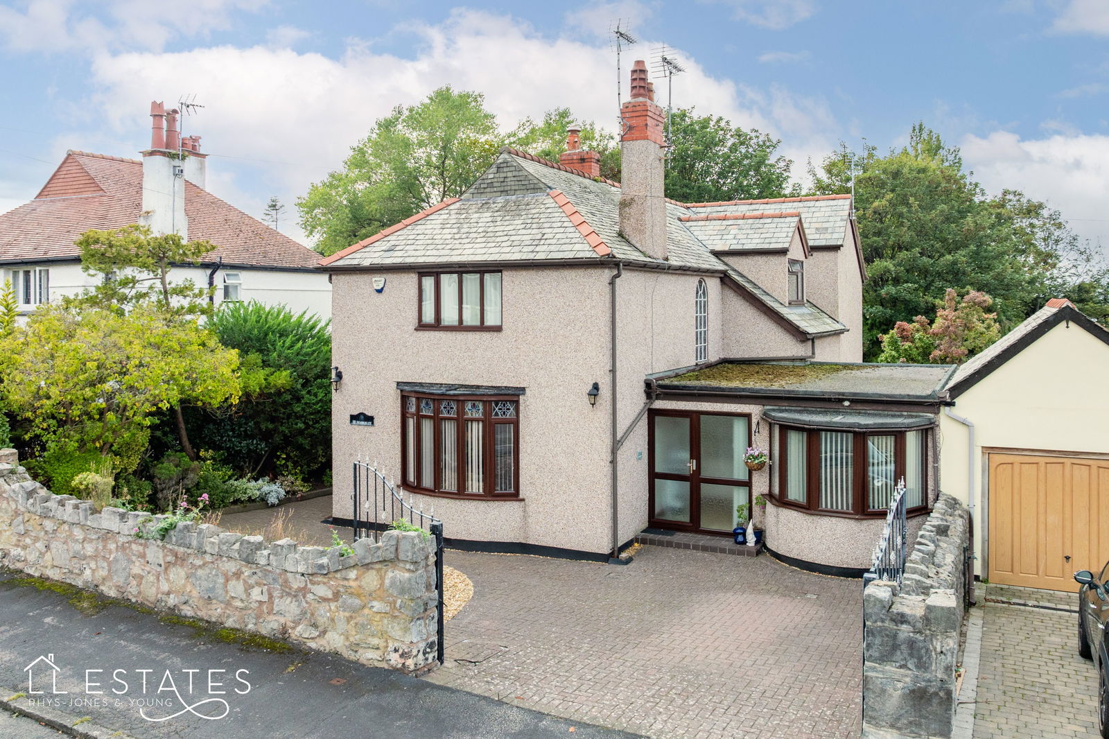 5 bed detached house for sale in Calthorpe Drive, Prestatyn, LL19