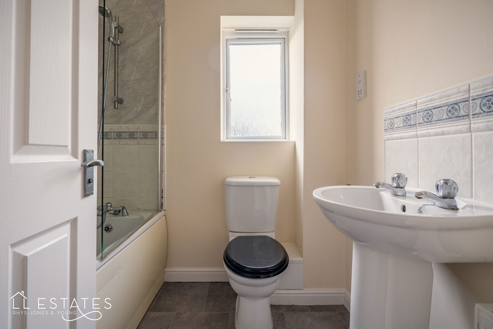 3 bed terraced house for sale in Ffordd Pant Y Celyn, Prestatyn  - Property Image 8