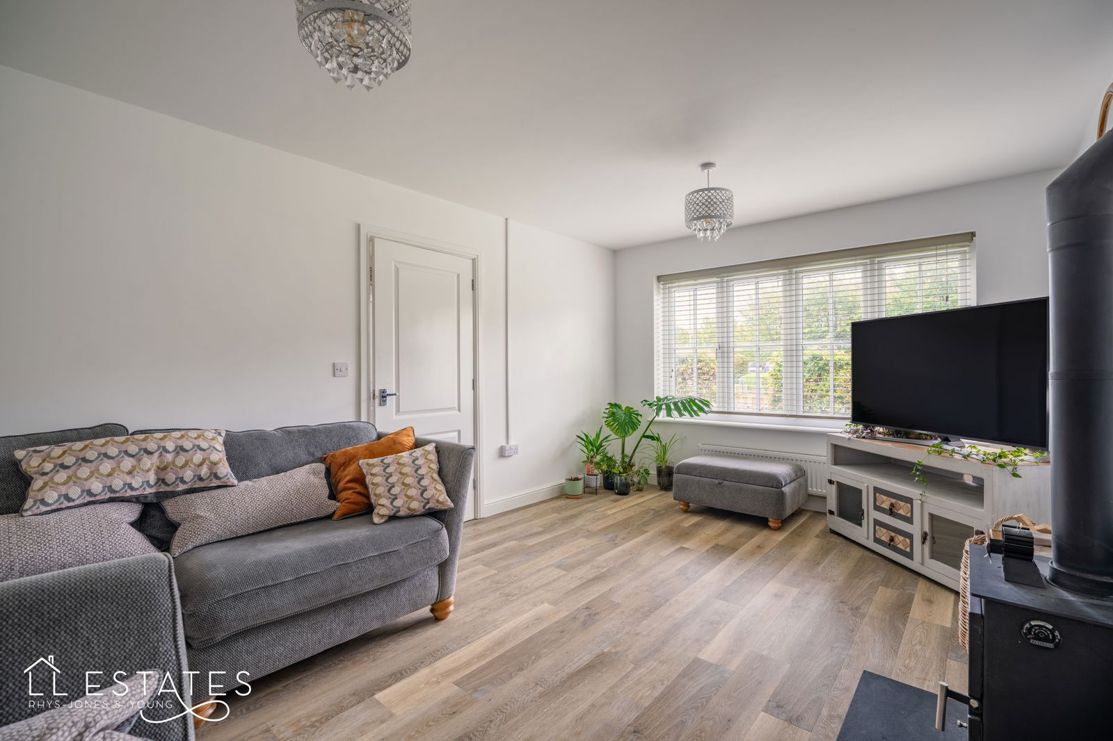 4 bed detached house for sale in Dyserth Road, Rhyl 1