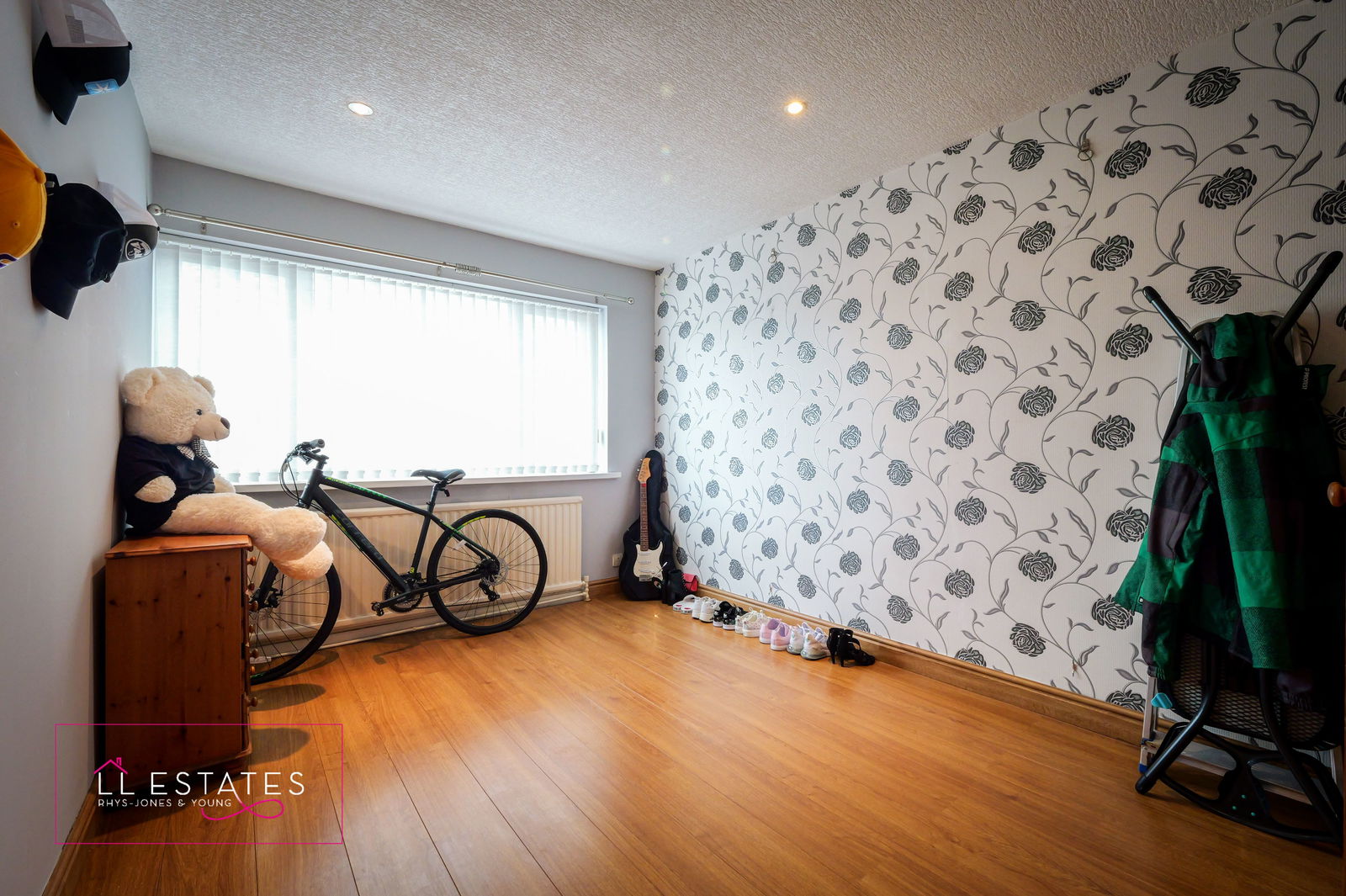 3 bed end of terrace house for sale in Brookdale Road, Rhyl  - Property Image 8