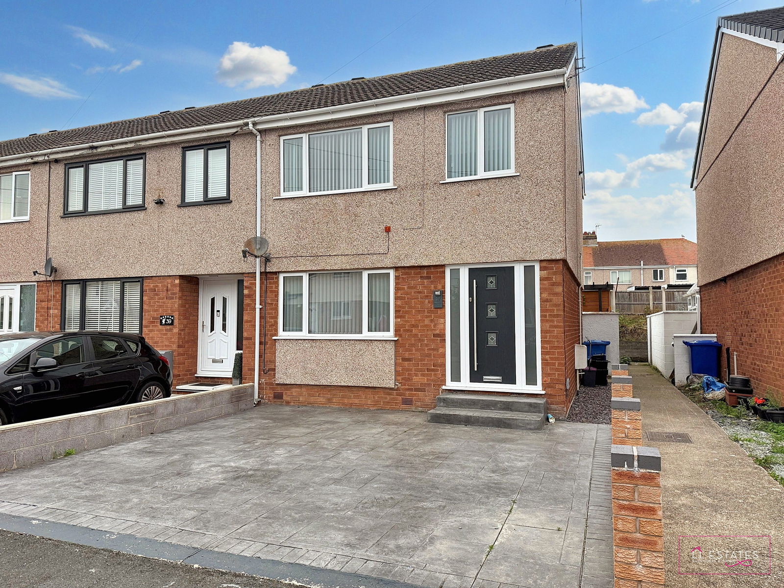 3 bed end of terrace house for sale in Brookdale Road, Rhyl, LL18