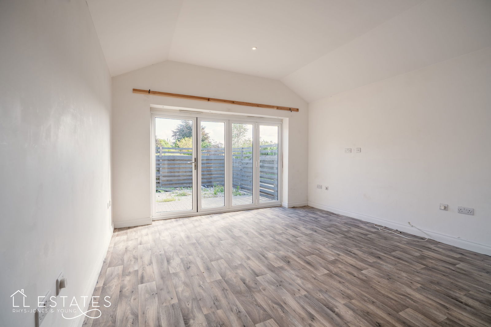 4 bed detached house for sale in Ffordd Bryn Y Garn, Henllan  - Property Image 14