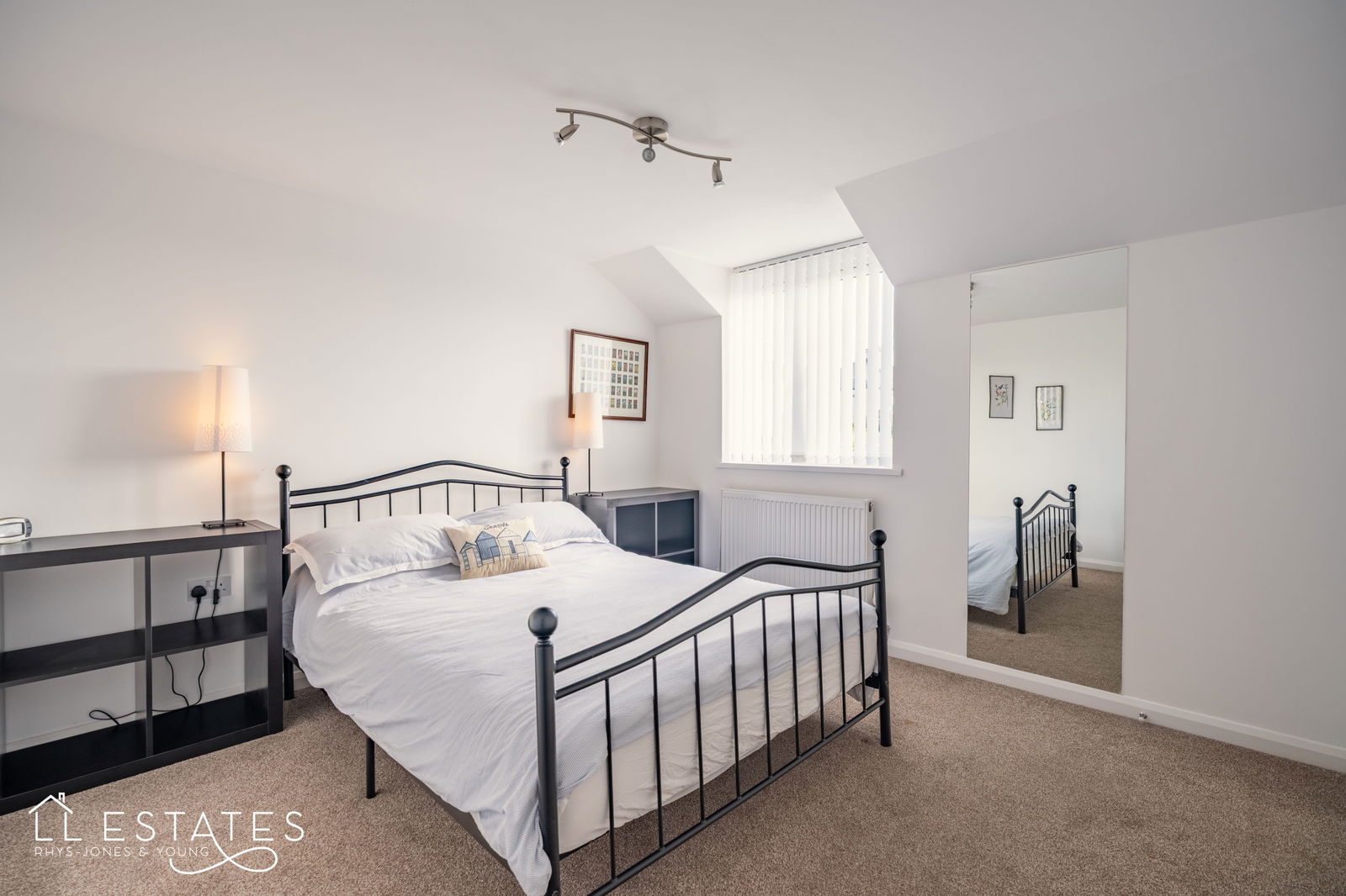 4 bed detached house for sale in Ffordd Bryn Y Garn, Henllan  - Property Image 17
