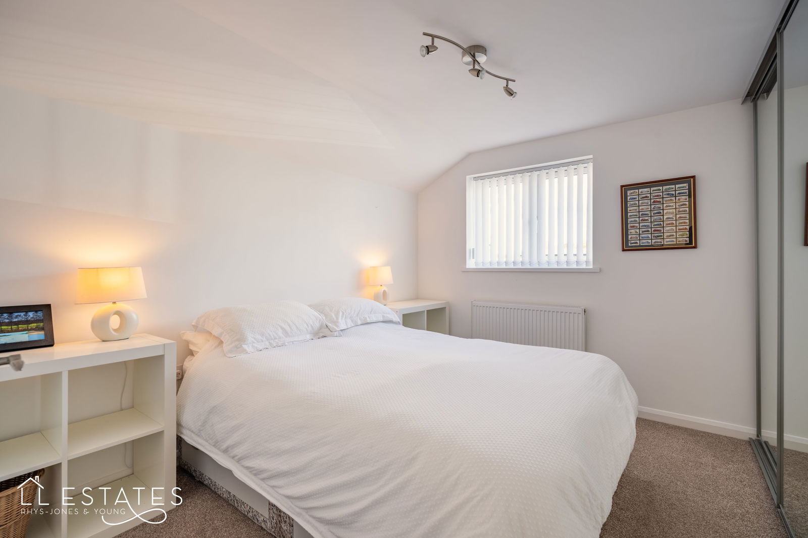 4 bed detached house for sale in Ffordd Bryn Y Garn, Henllan 5