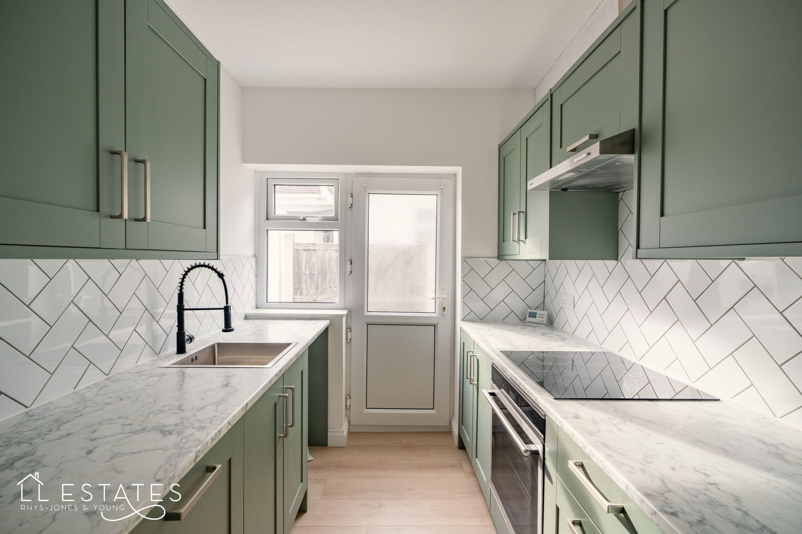 2 bed bungalow for sale in Handsworth Crescent, Rhyl 7