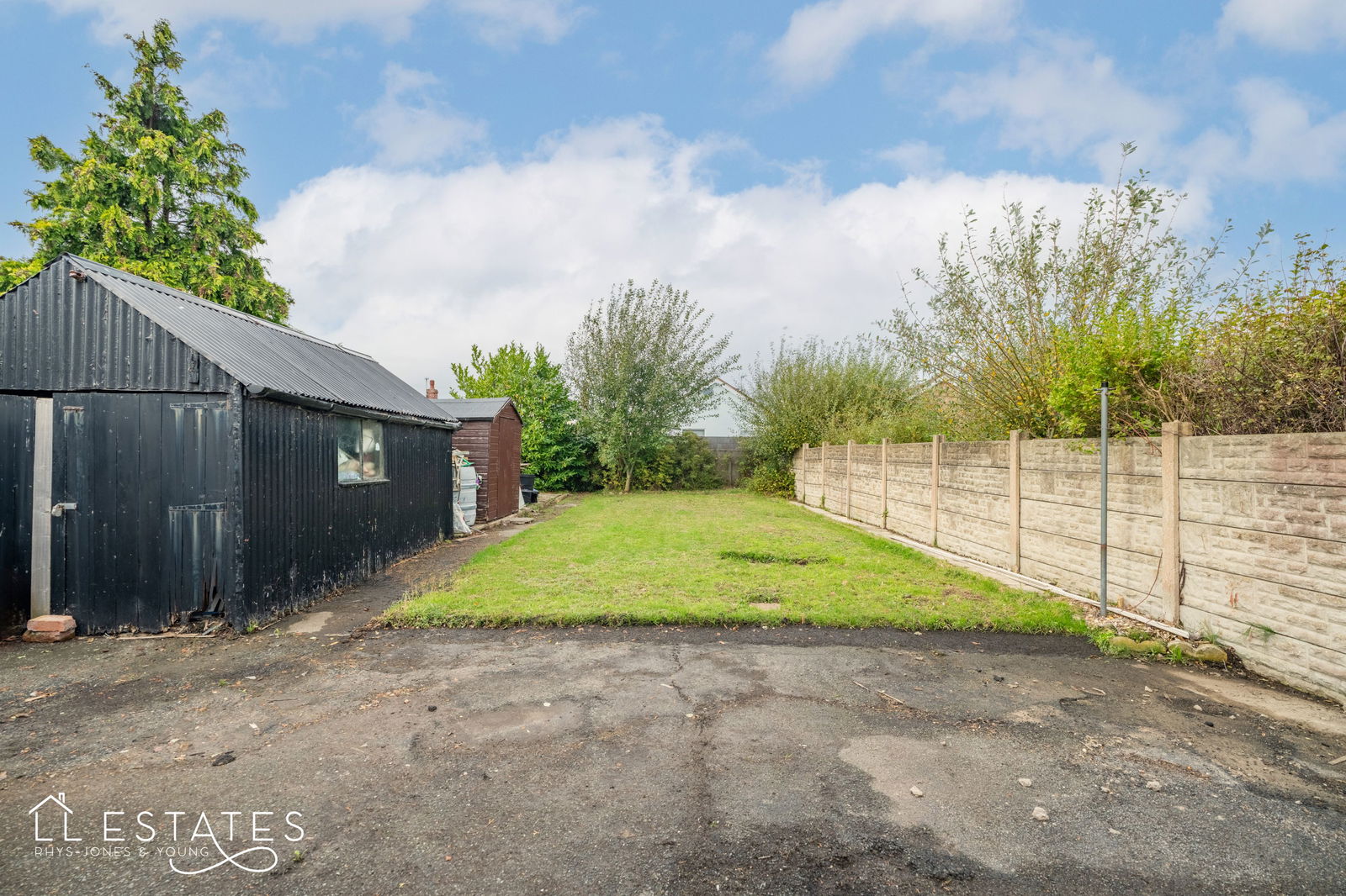 2 bed bungalow for sale in Handsworth Crescent, Rhyl 1