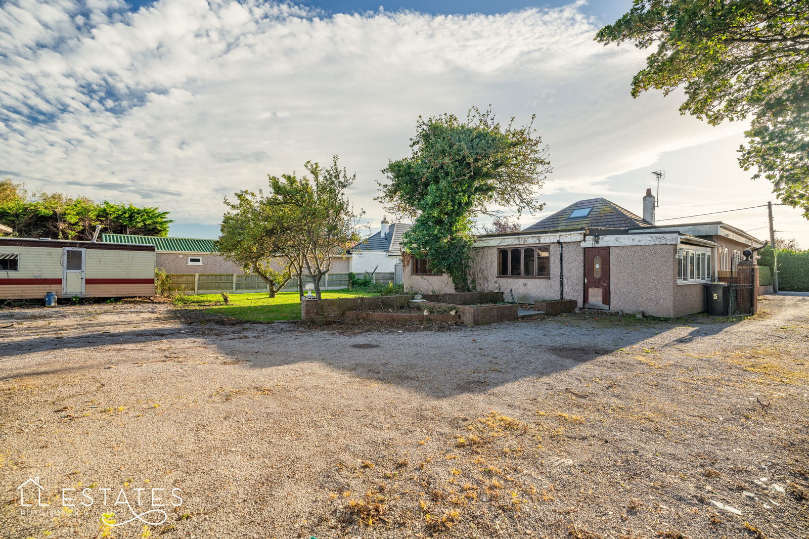 4 bed bungalow for sale in Morfa Avenue, Kinmel Bay  - Property Image 12