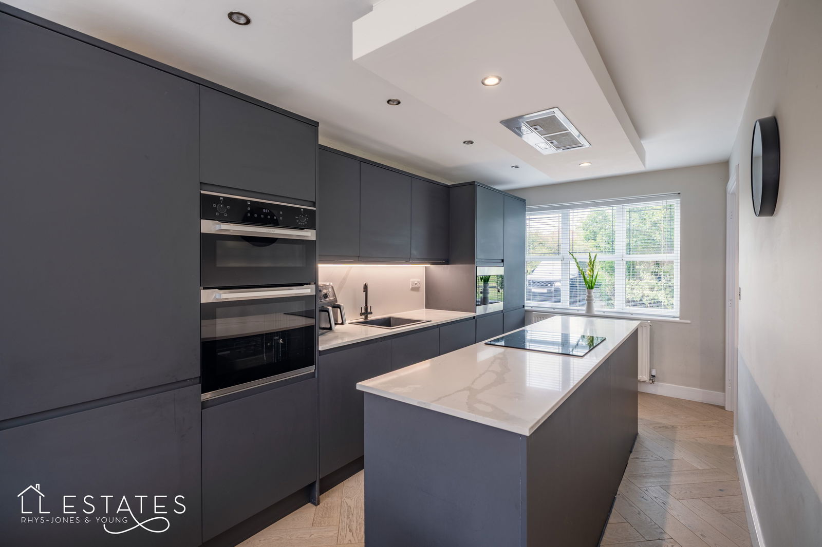 5 bed detached house for sale in Tan Y Coed, Prestatyn  - Property Image 5