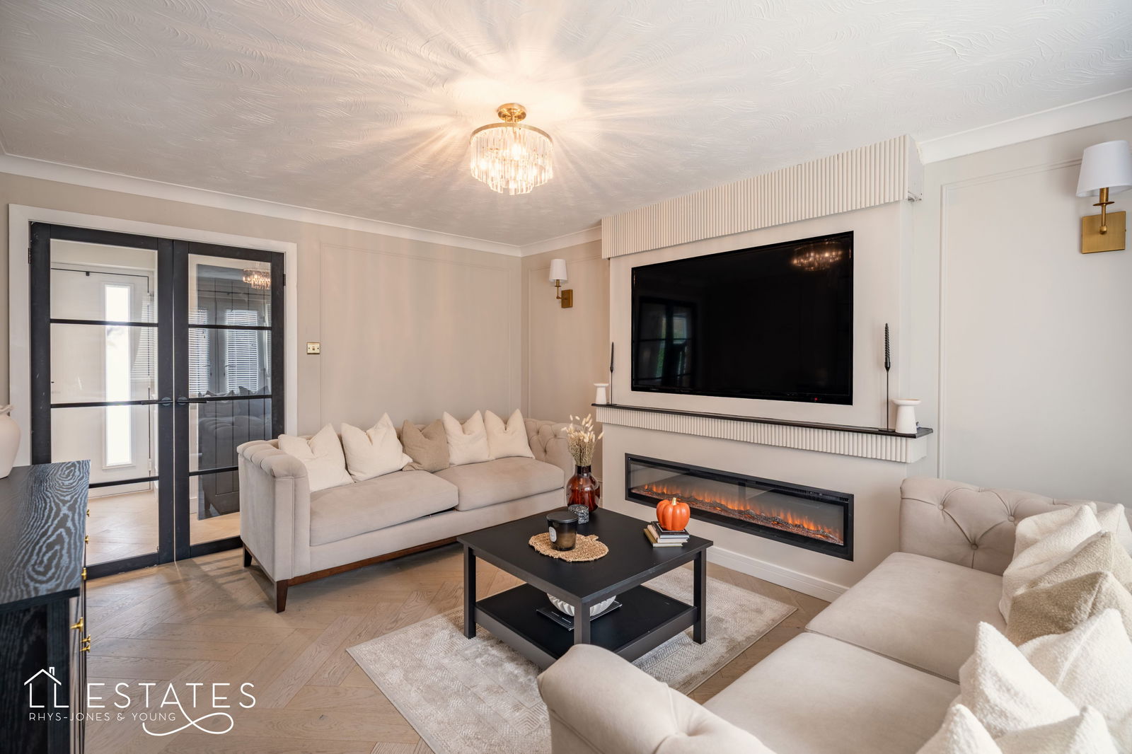 5 bed detached house for sale in Tan Y Coed, Prestatyn  - Property Image 4
