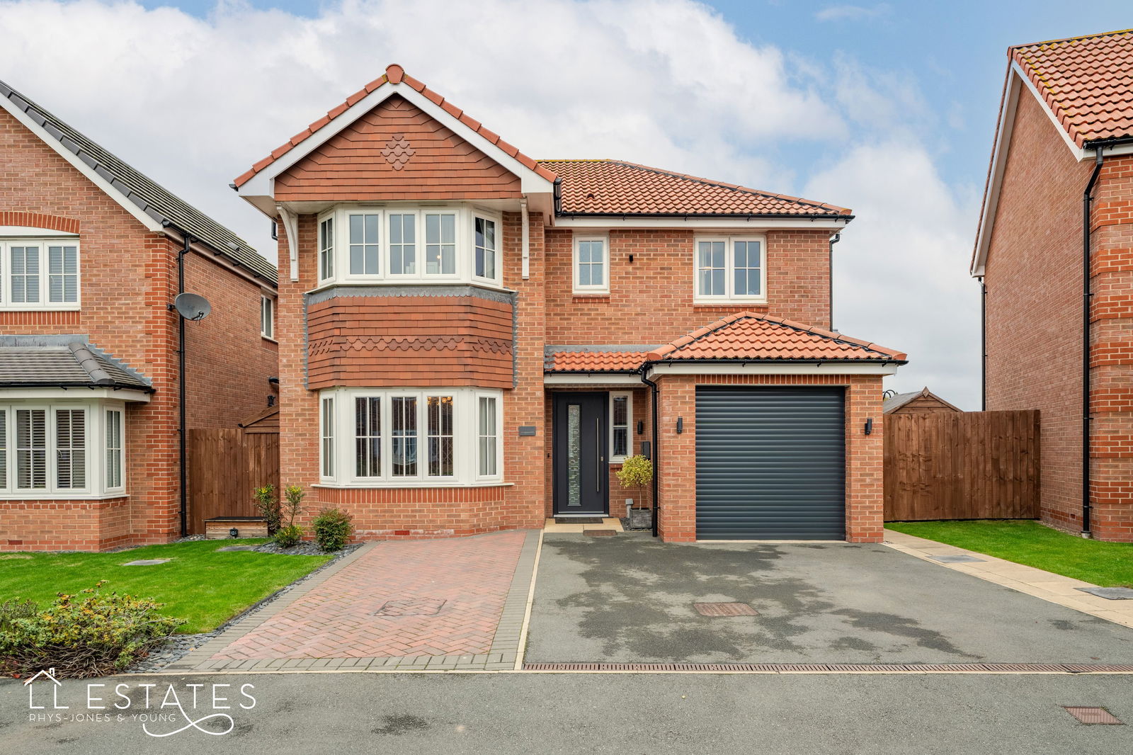 4 bed detached house for sale in Rhodfa Logan, Rhyl  - Property Image 1