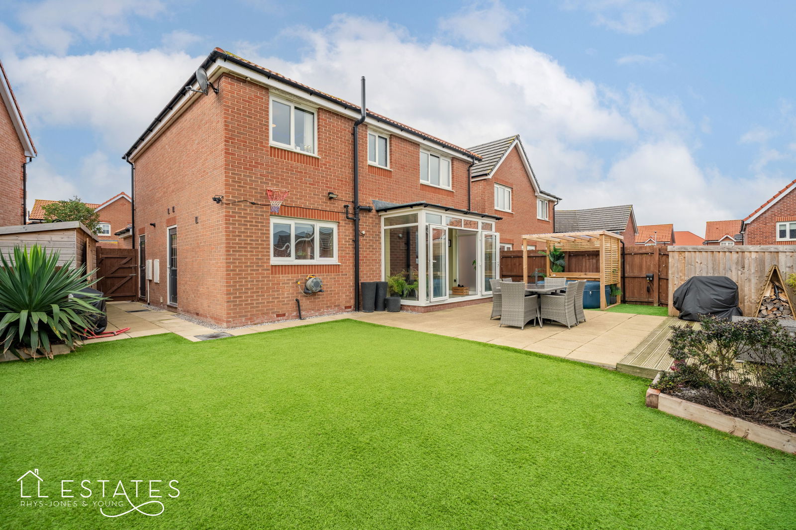 4 bed detached house for sale in Rhodfa Logan, Rhyl 11