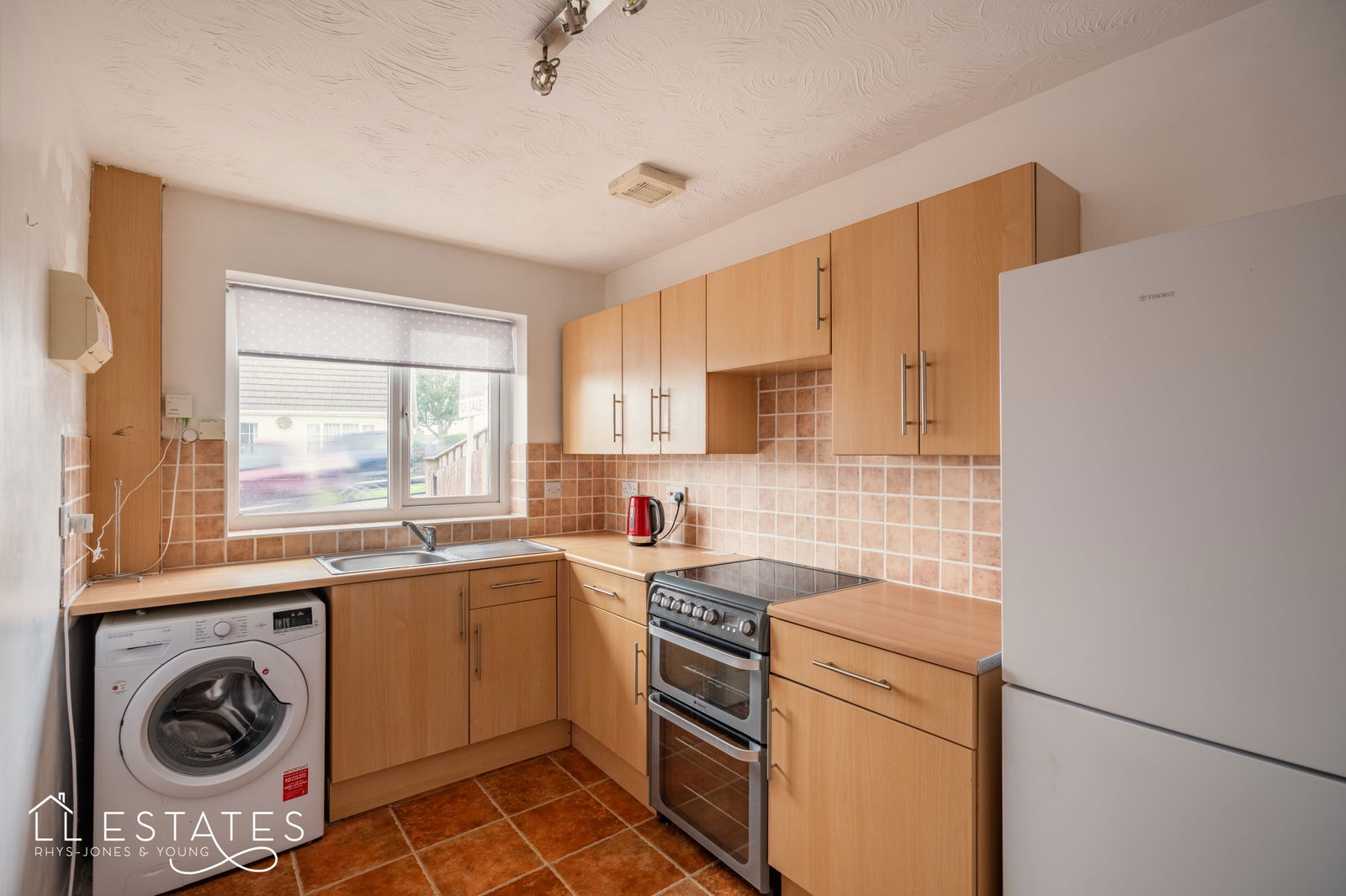 2 bed terraced house for sale in Sarn Road, Trelogan  - Property Image 3