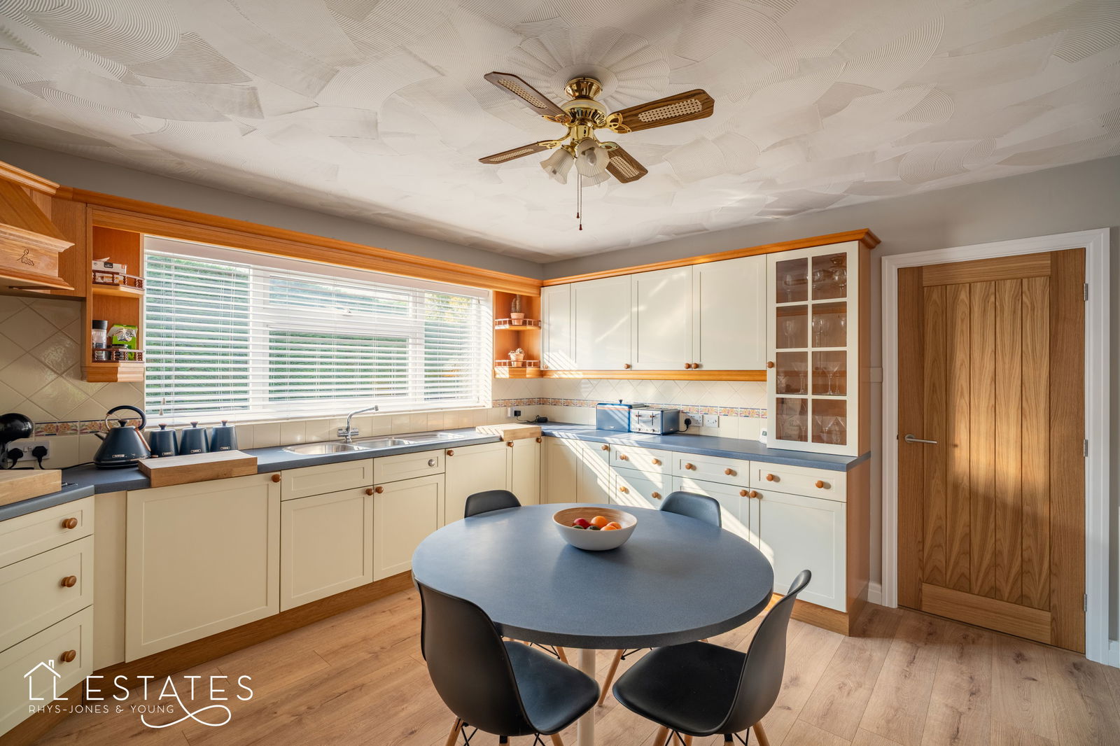 5 bed detached house for sale in Mount Road, St. Asaph 1