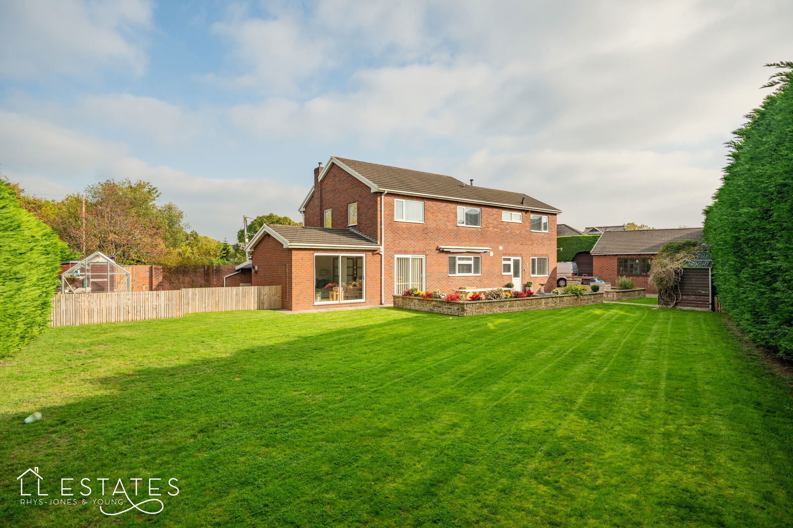 5 bed detached house for sale in Mount Road, St. Asaph 13