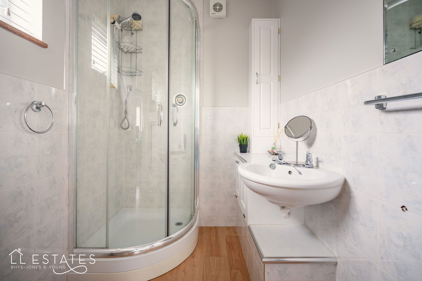 5 bed detached house for sale in Mount Road, St. Asaph  - Property Image 8