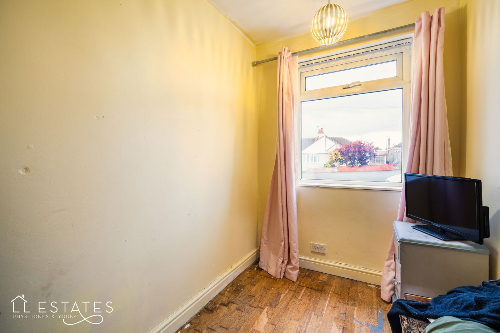 2 bed semi-detached bungalow for sale in Gwenarth Drive, Rhyl  - Property Image 6