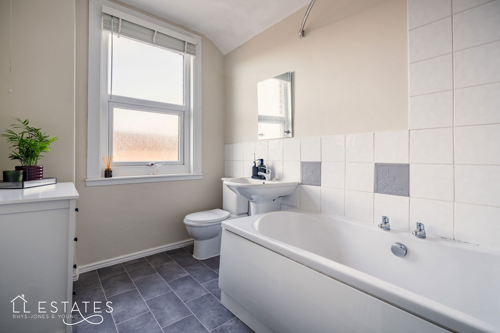 2 bed terraced house for sale in Princes Road, Rhyl 13