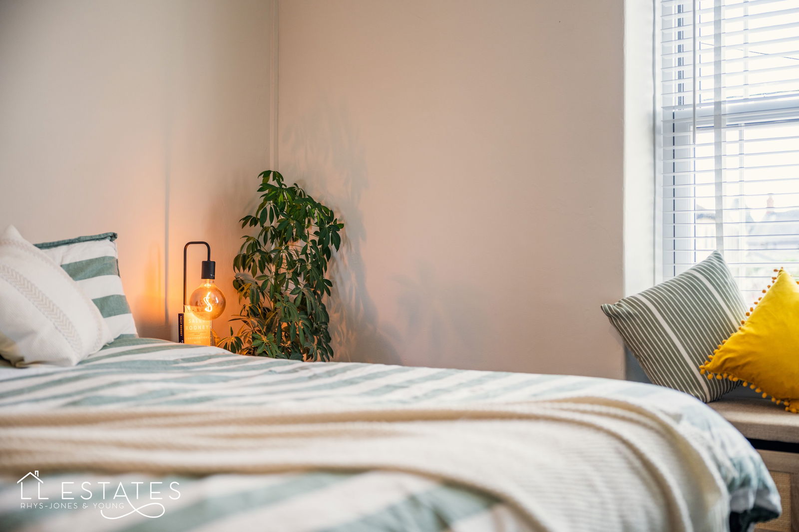 2 bed terraced house for sale in Princes Road, Rhyl  - Property Image 12