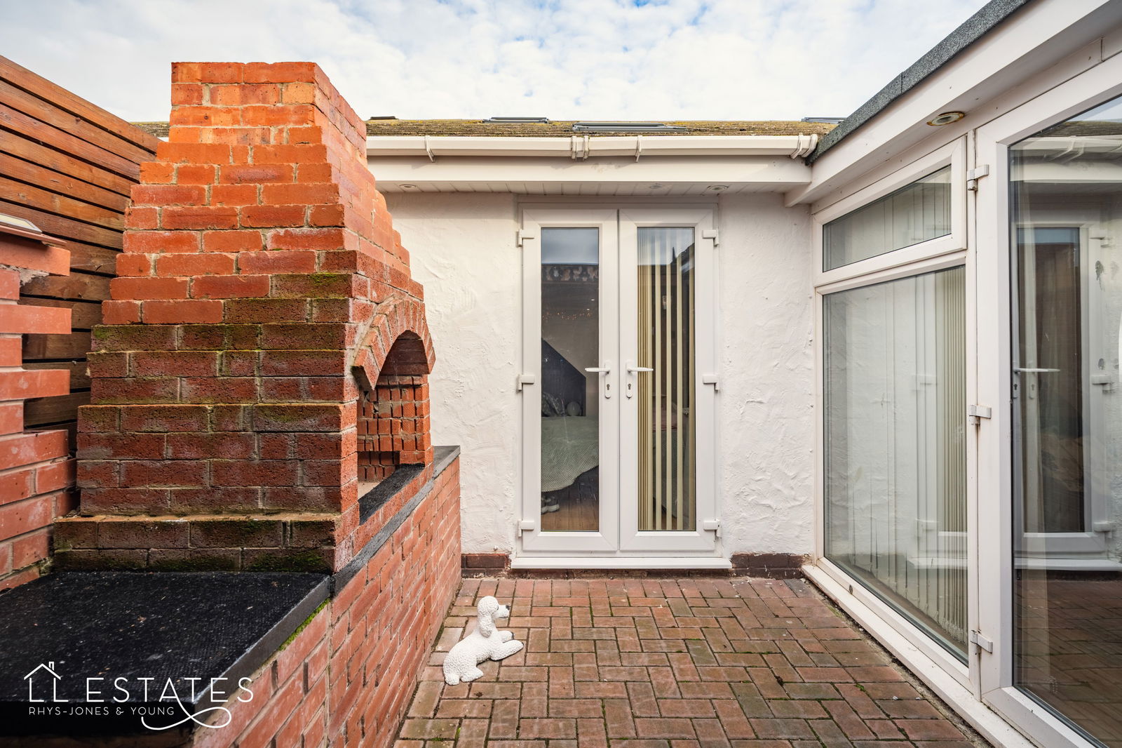 3 bed semi-detached bungalow for sale in Plastirion, Abergele 12