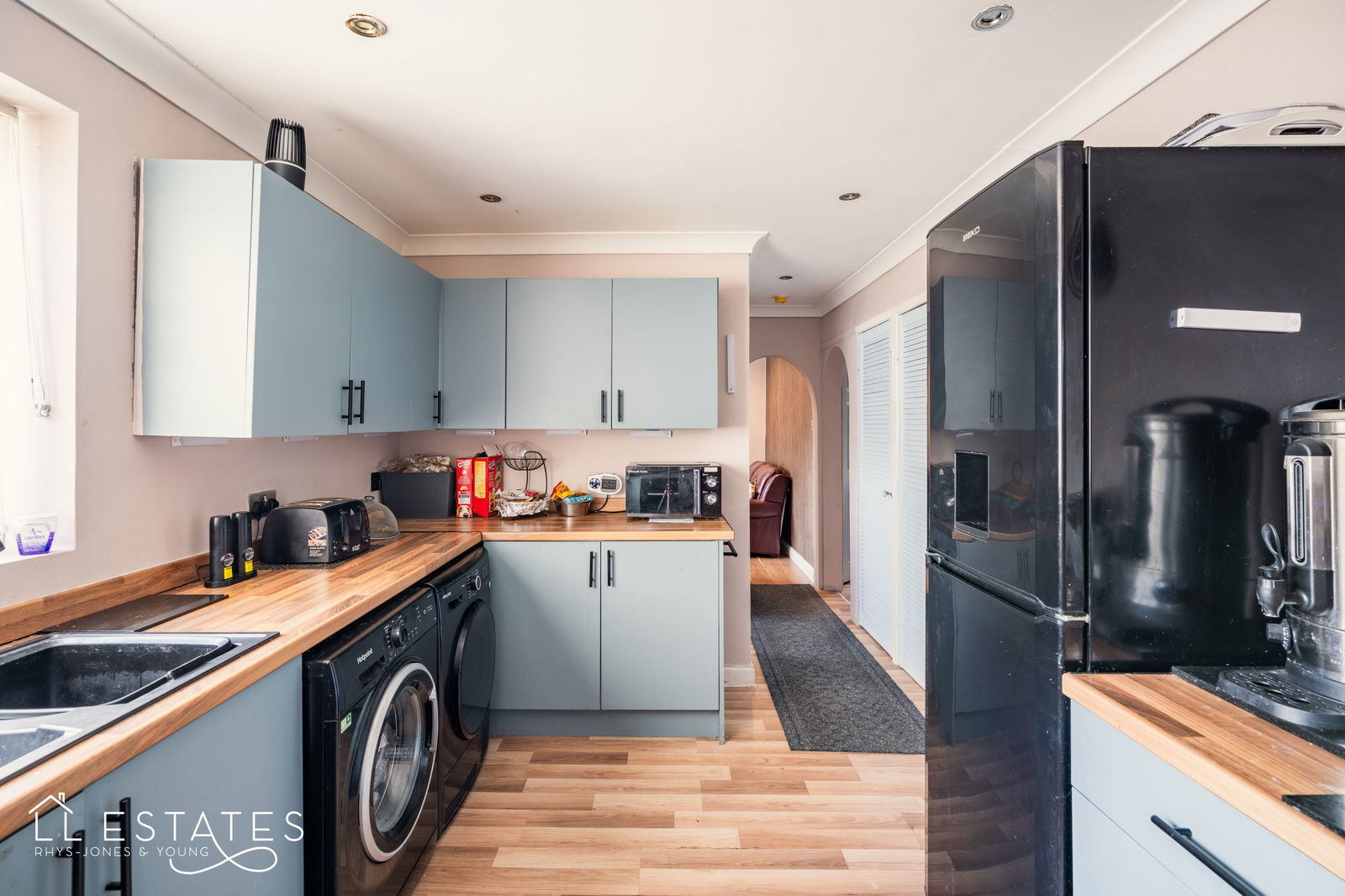 3 bed semi-detached bungalow for sale in Plastirion, Abergele 2