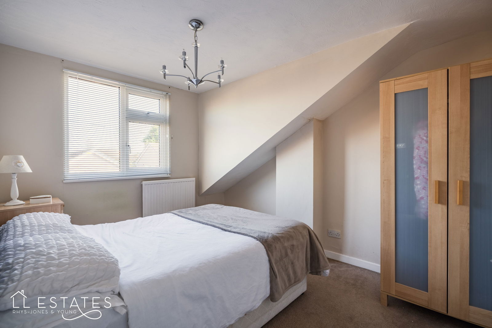 4 bed semi-detached bungalow for sale in Golden Grove, Rhyl 8