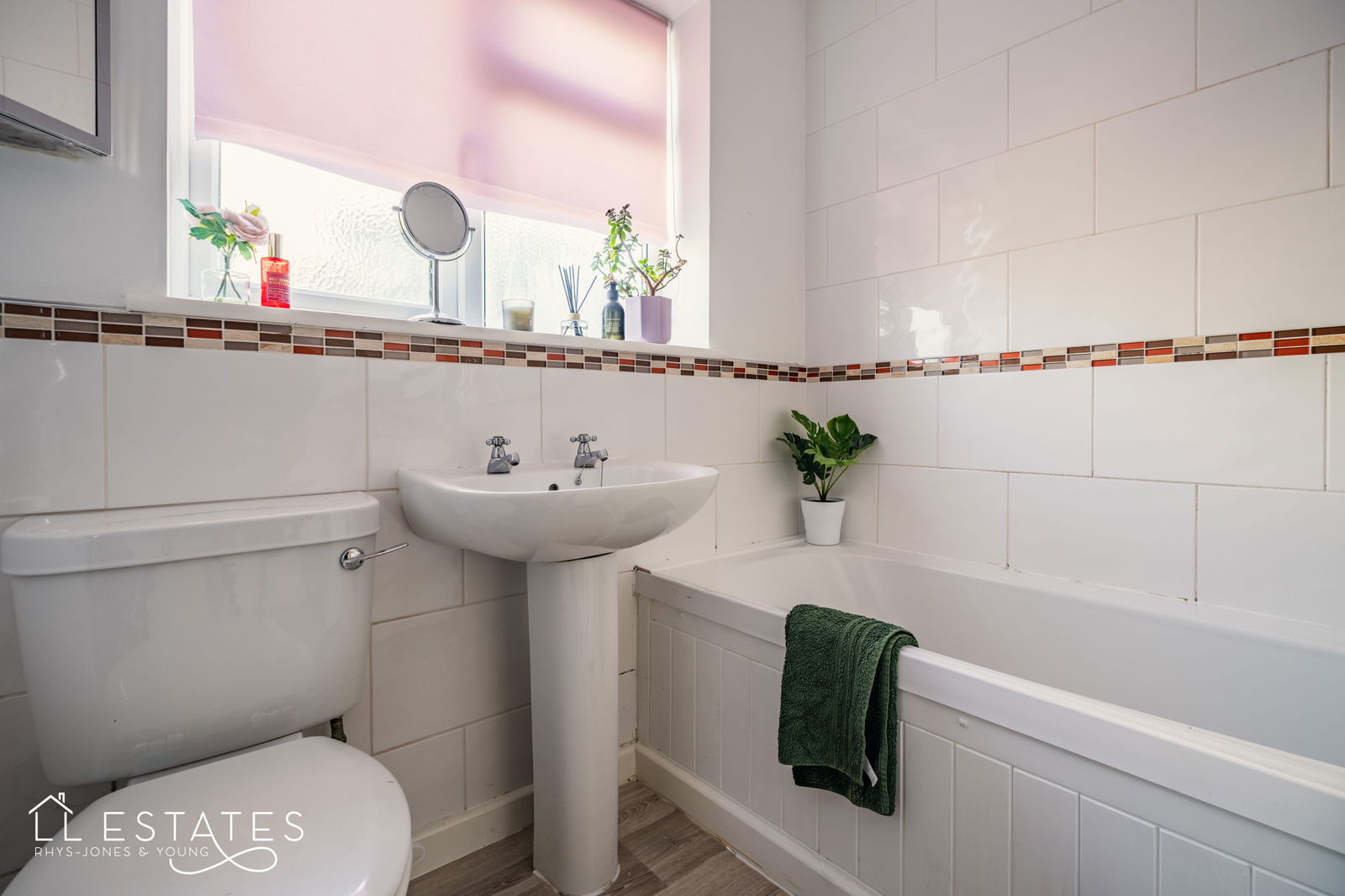 4 bed semi-detached bungalow for sale in Golden Grove, Rhyl 5