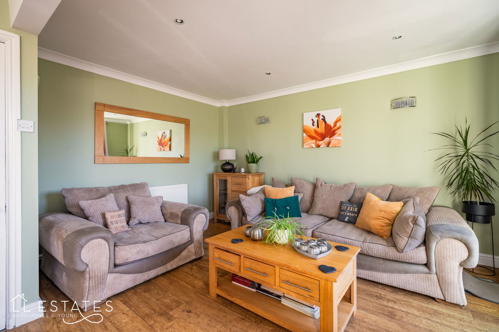 4 bed semi-detached bungalow for sale in Golden Grove, Rhyl  - Property Image 3
