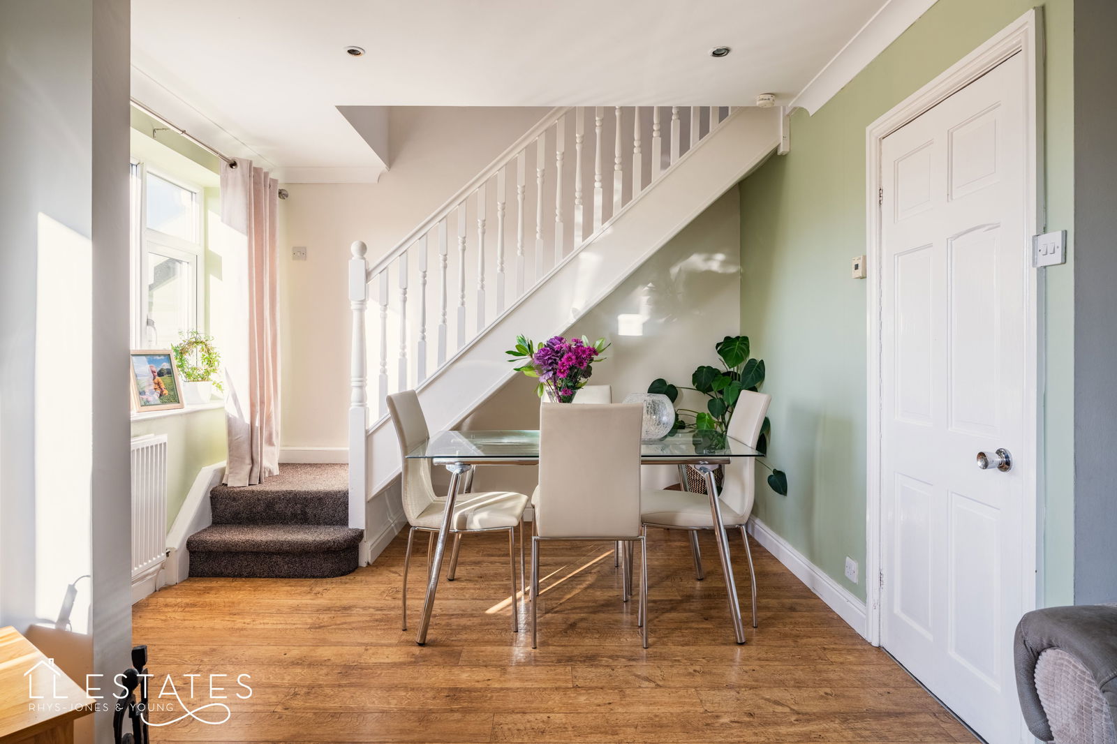 4 bed semi-detached bungalow for sale in Golden Grove, Rhyl  - Property Image 5