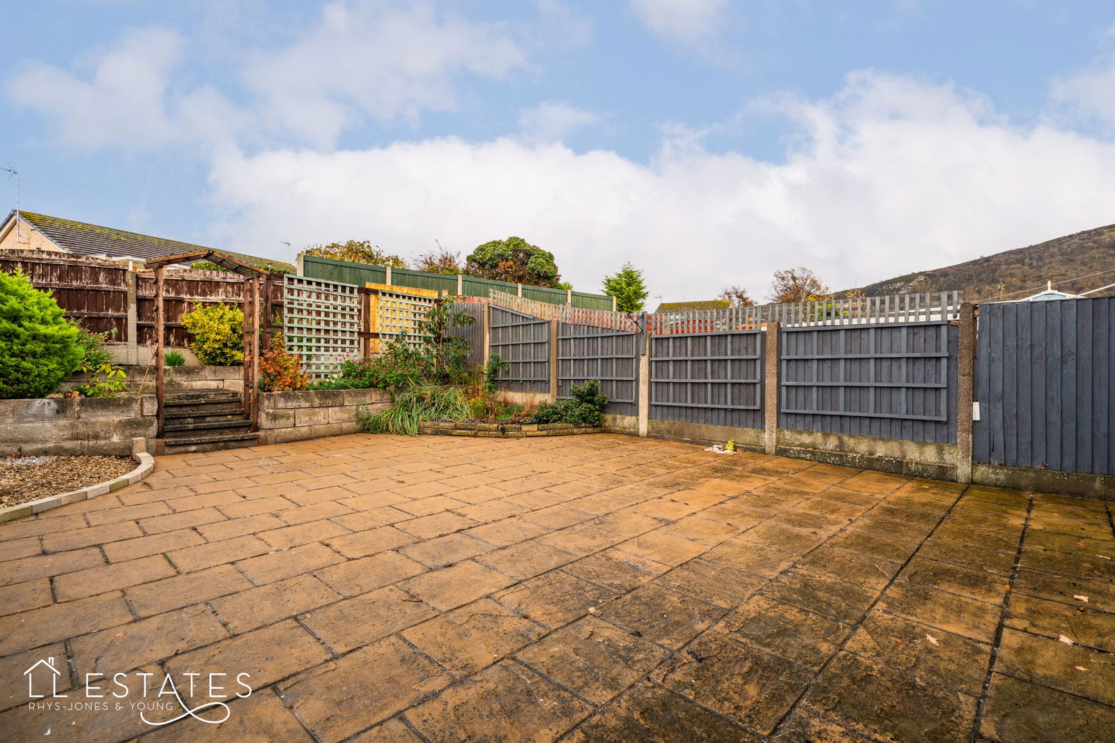 2 bed semi-detached bungalow for sale in The Meadows, Prestatyn  - Property Image 8