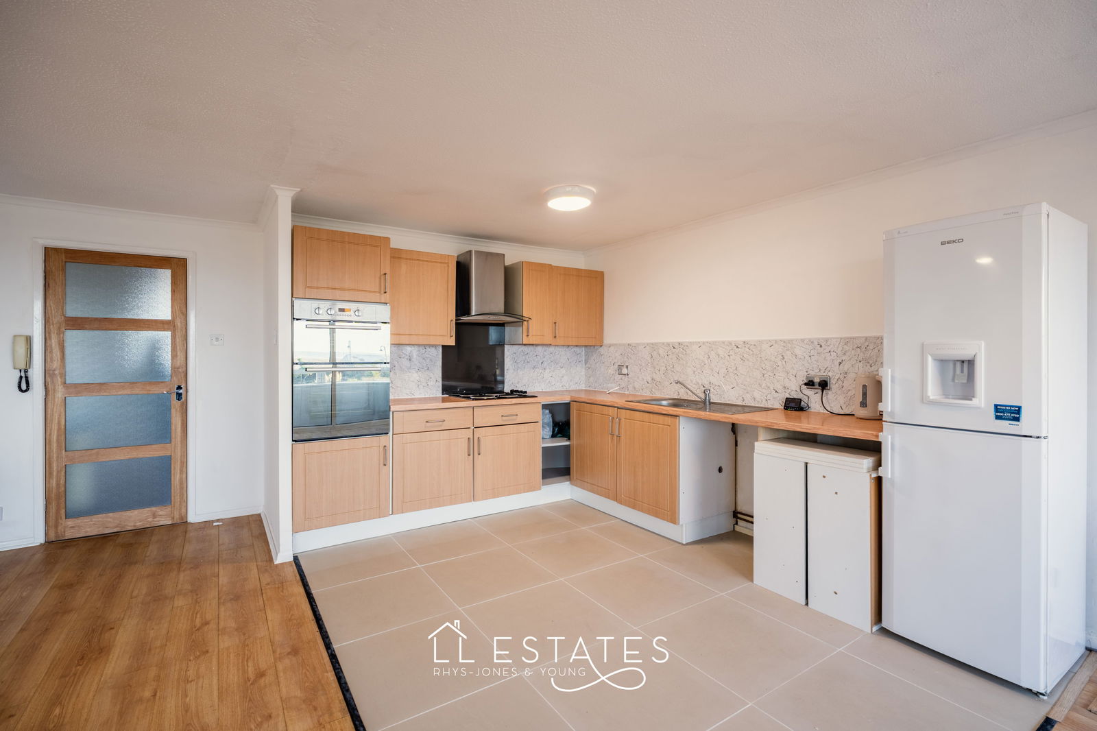 1 bed apartment for sale in Glendower Court, Rhyl  - Property Image 4