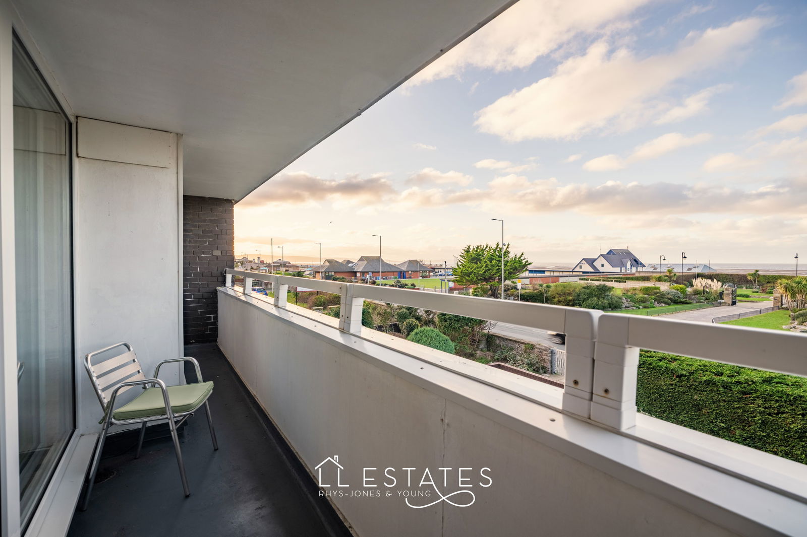 1 bed apartment for sale in Glendower Court, Rhyl  - Property Image 8