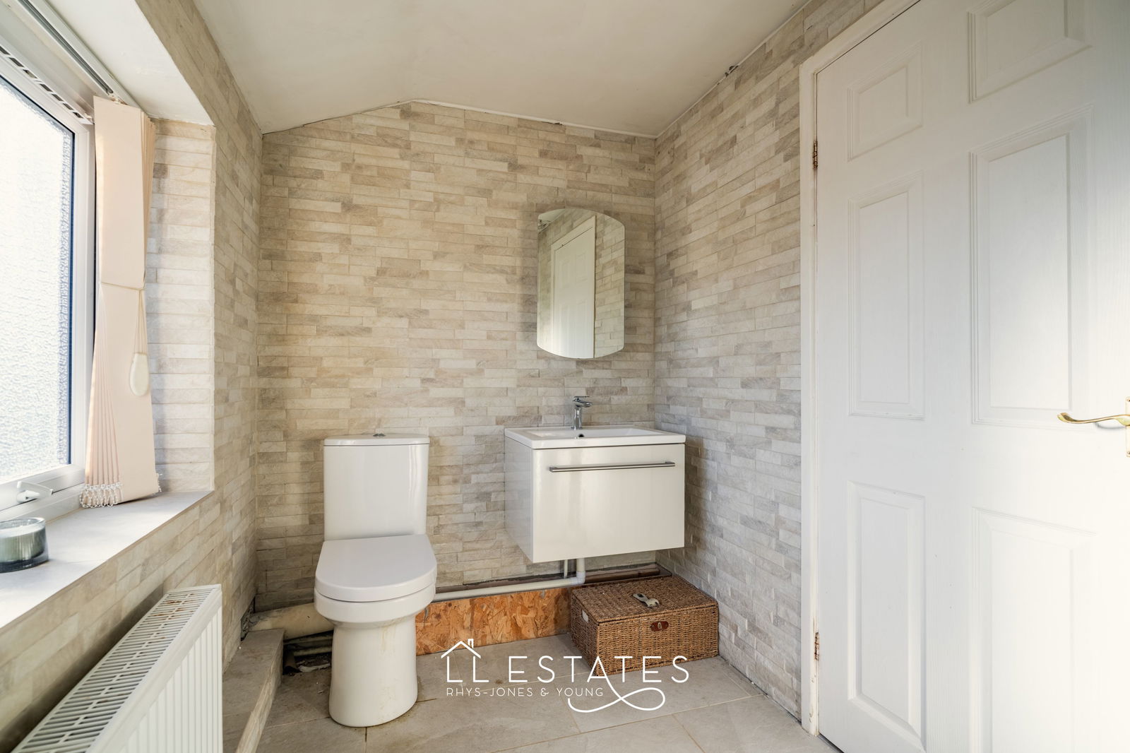 4 bed semi-detached house for sale in Lon Tilsli, Prestatyn 6